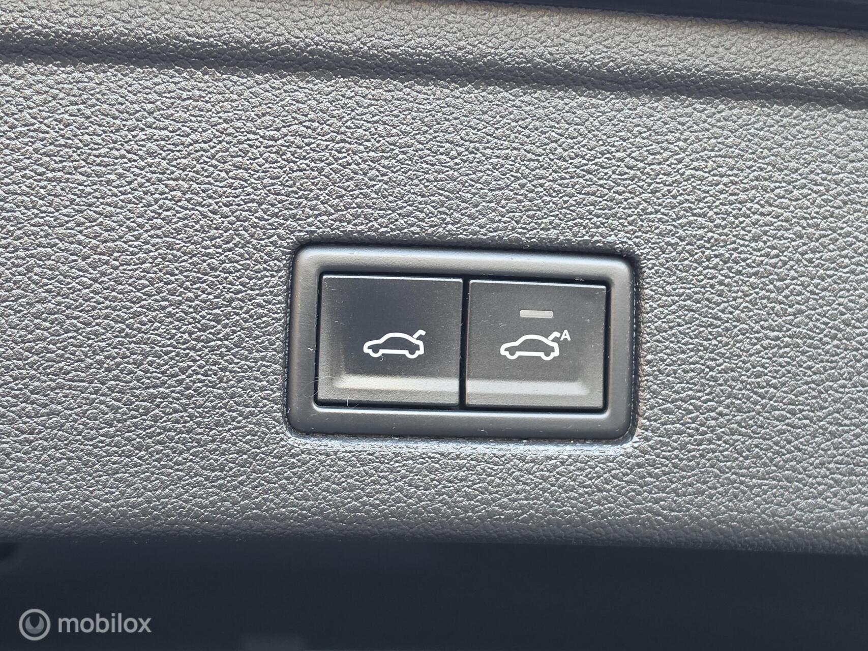 Foto van Volkswagen Touareg Ehybrid