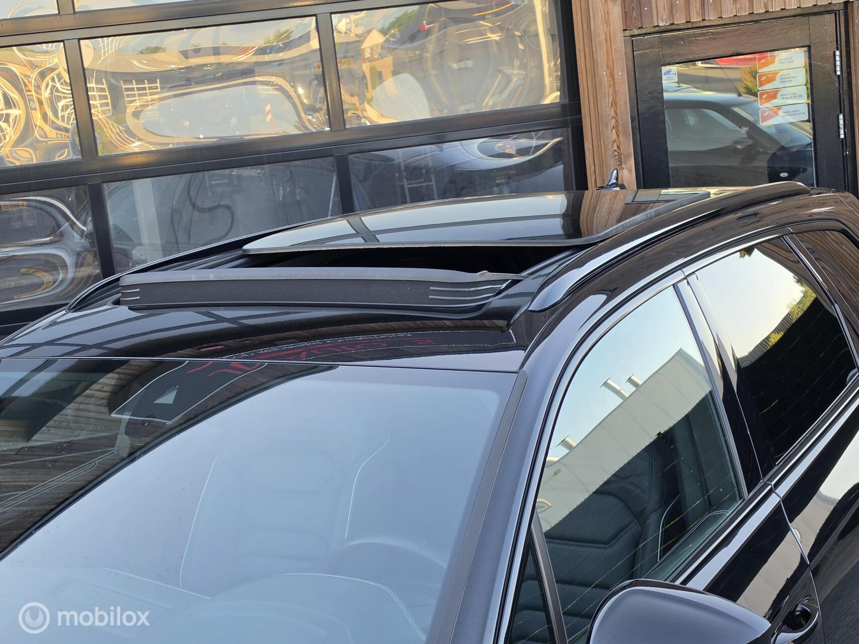 Foto van Volkswagen Touareg Ehybrid