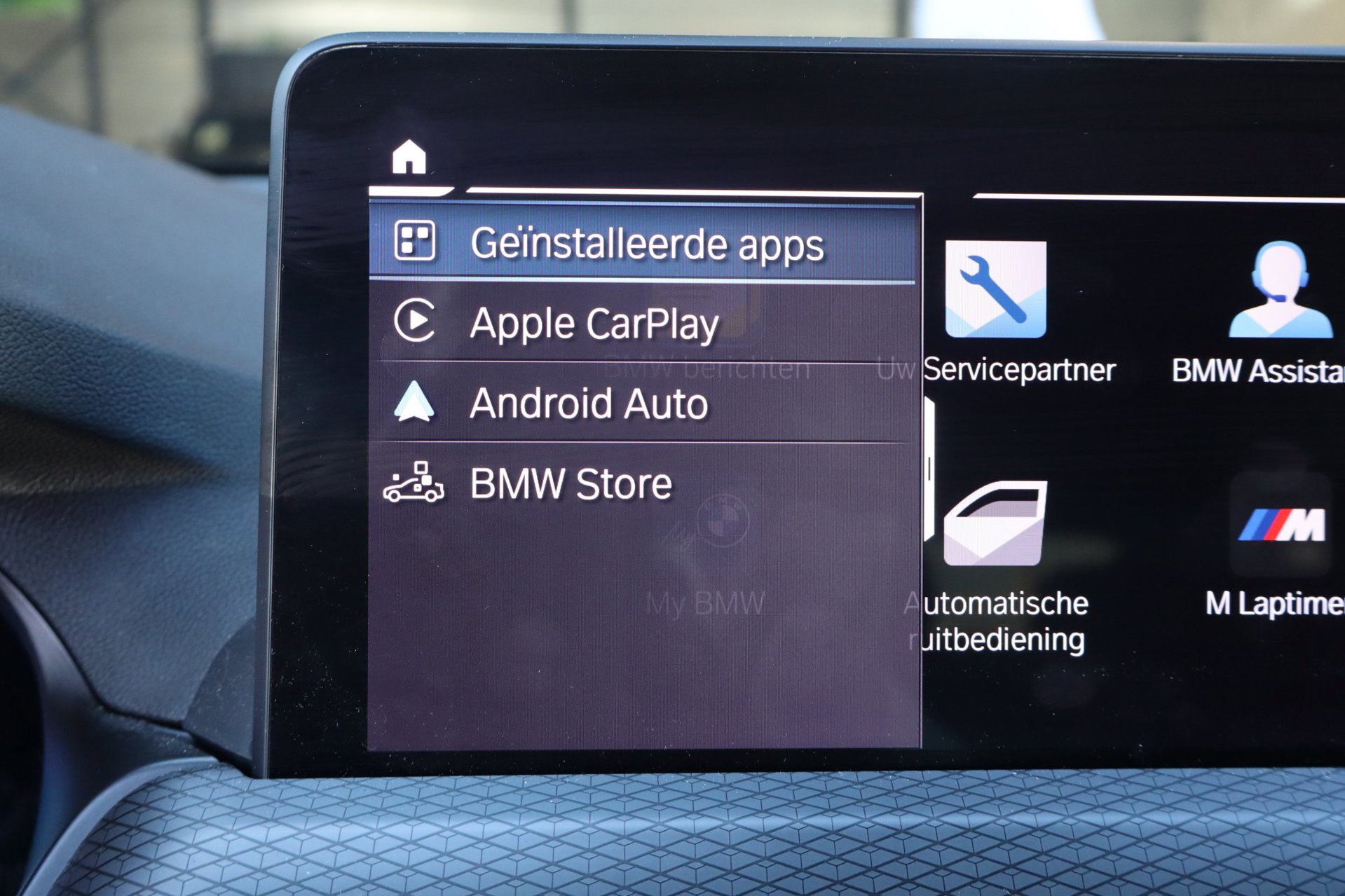 Foto van BMW X3 Xdrive30e