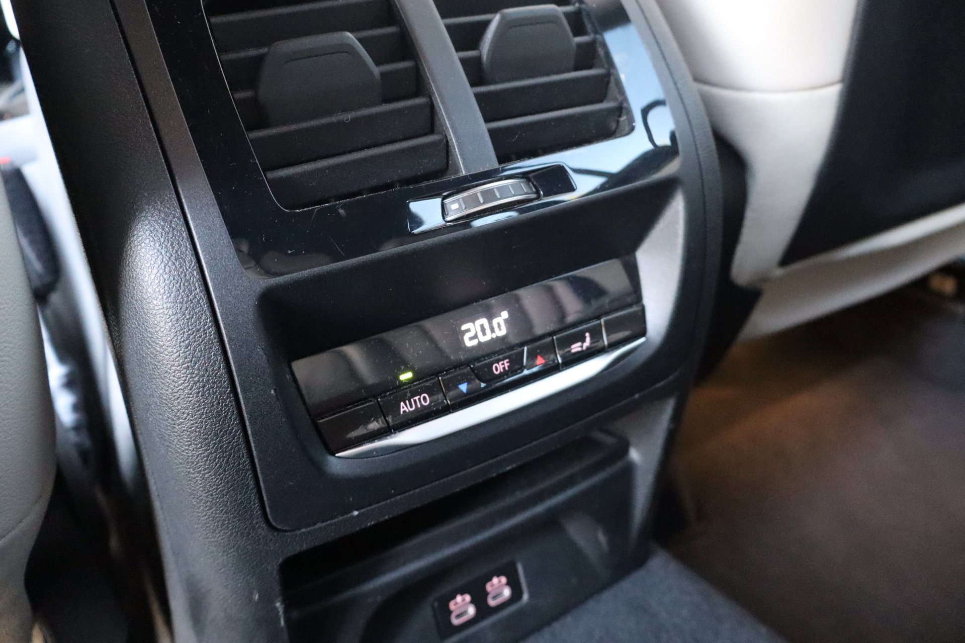 Foto van BMW X3 Xdrive30e