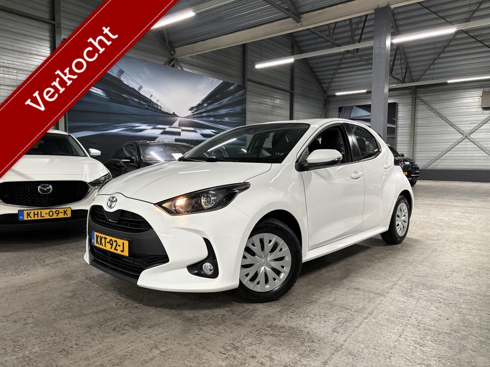 Toyota Yaris 1.5 VVT-i Active | Carplay | Camera | A/C | ACC 2021 - voorkant