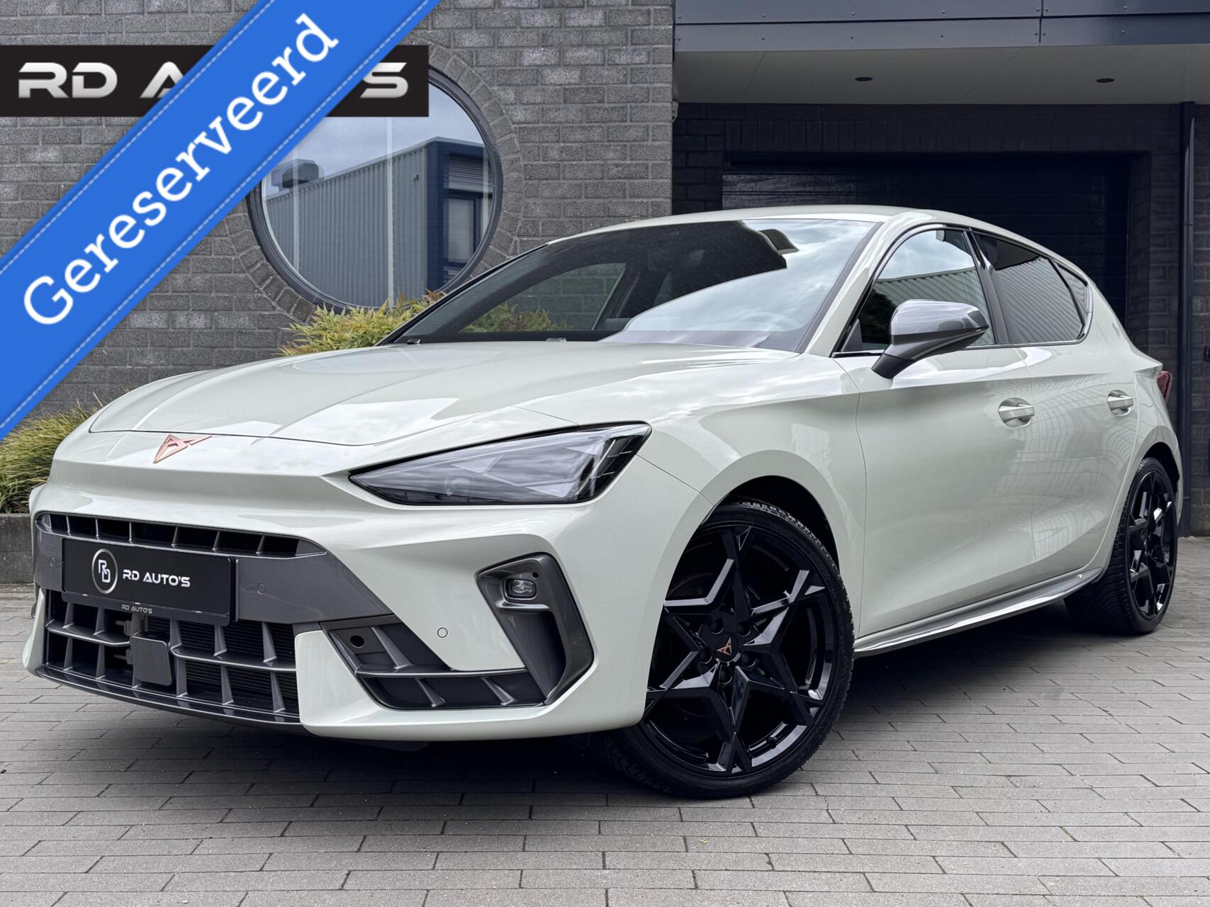 Cupra Cupra Leon 1.5 eTSI VZ Performance Facelift Sennheiser Led Sfeerverlichting 2024 - voorkant