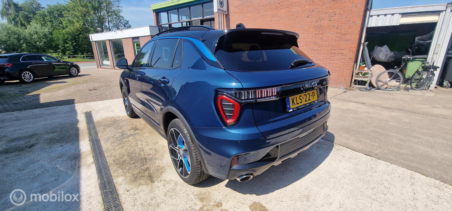 Foto van LYNK & Co 01