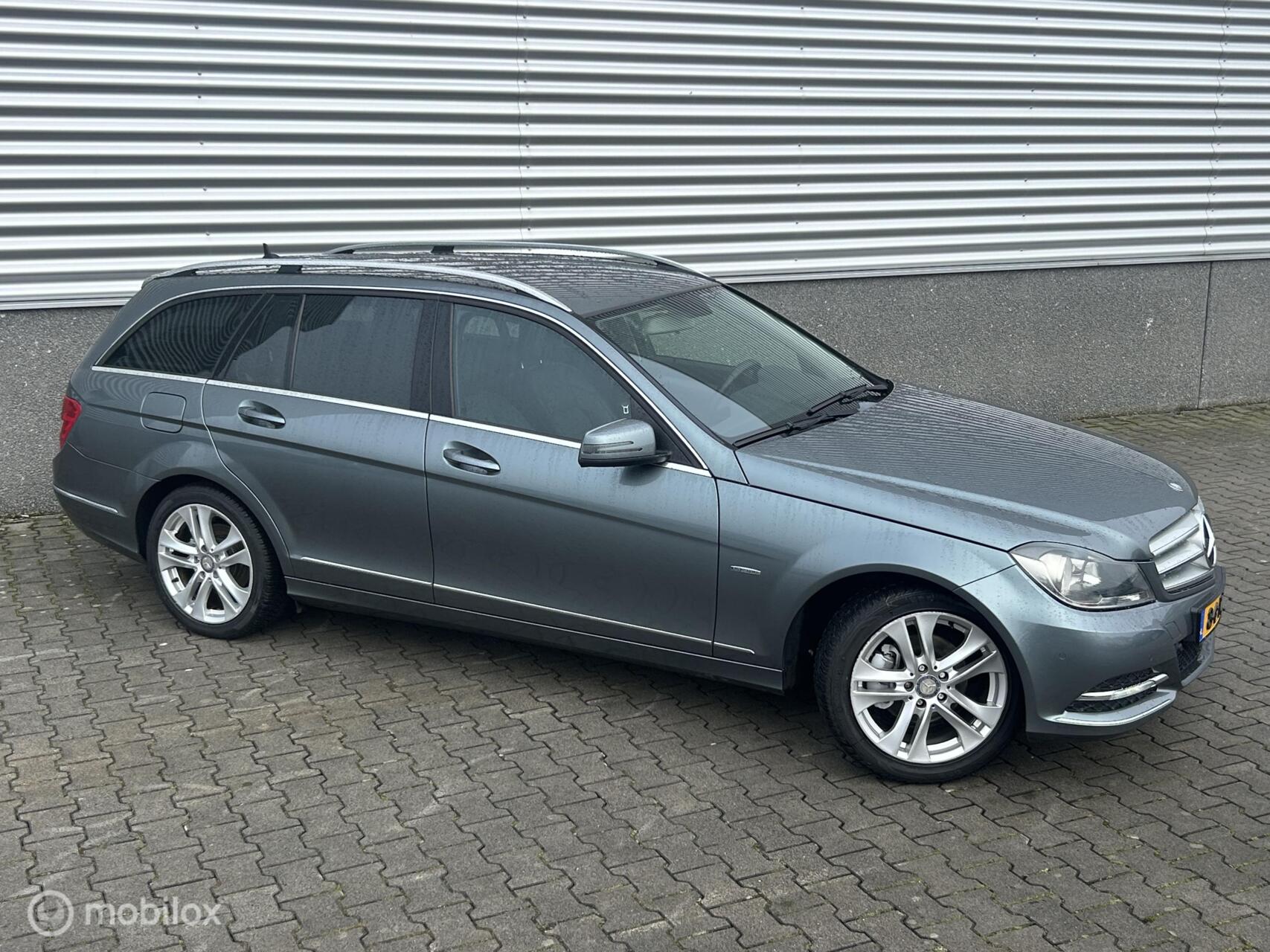 Foto van Mercedes-Benz C 180