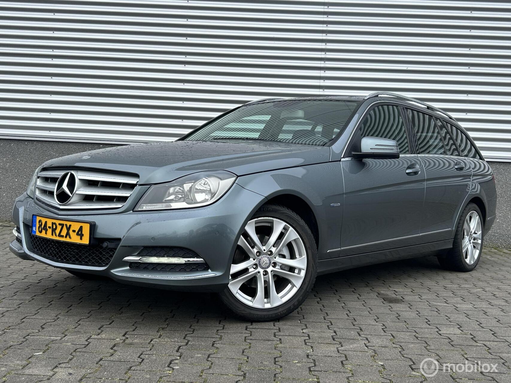 Mercedes-Benz C 180 180 business class 125! Avantgarde 2011 - voorkant