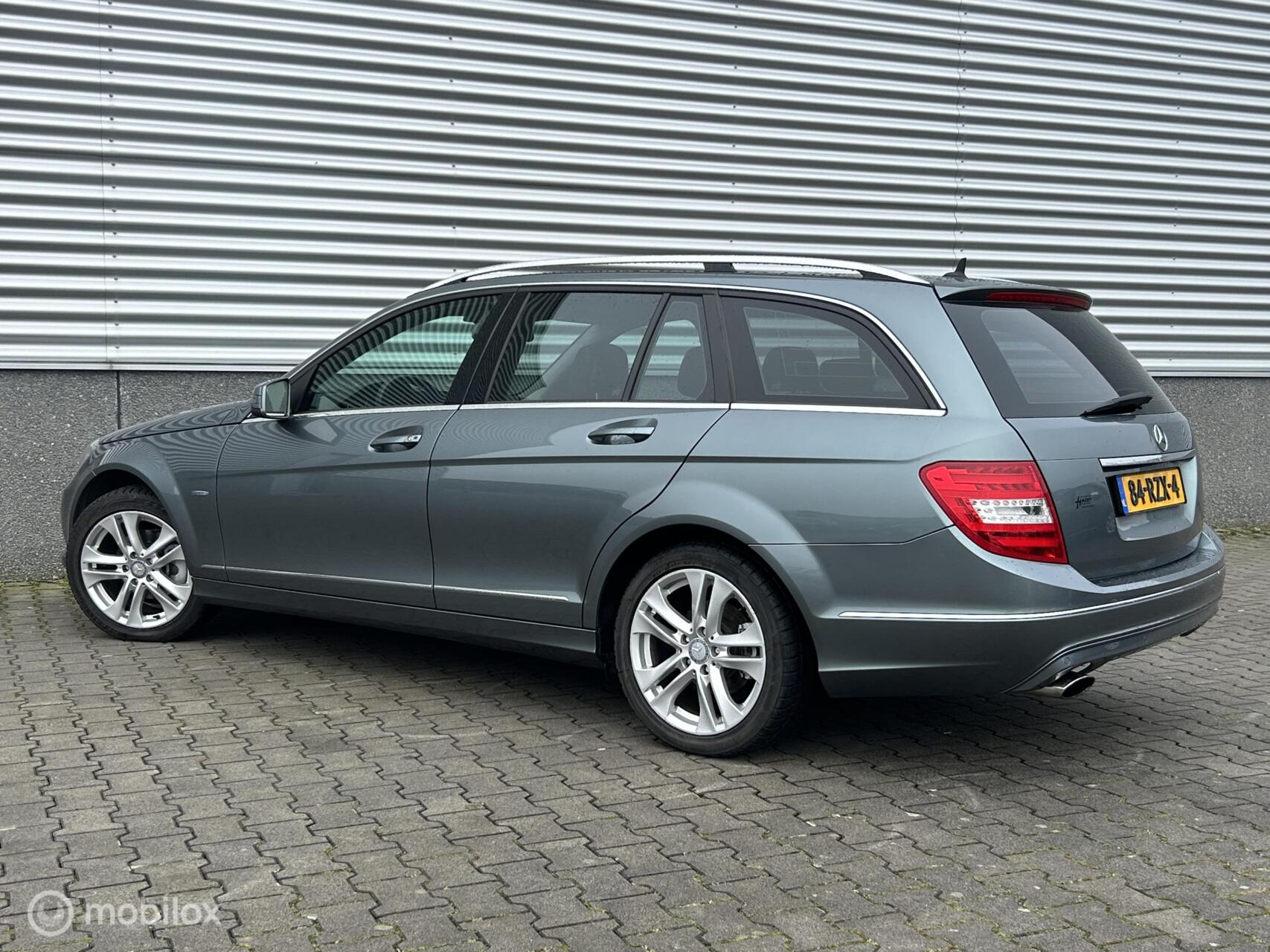 Foto van Mercedes-Benz C 180
