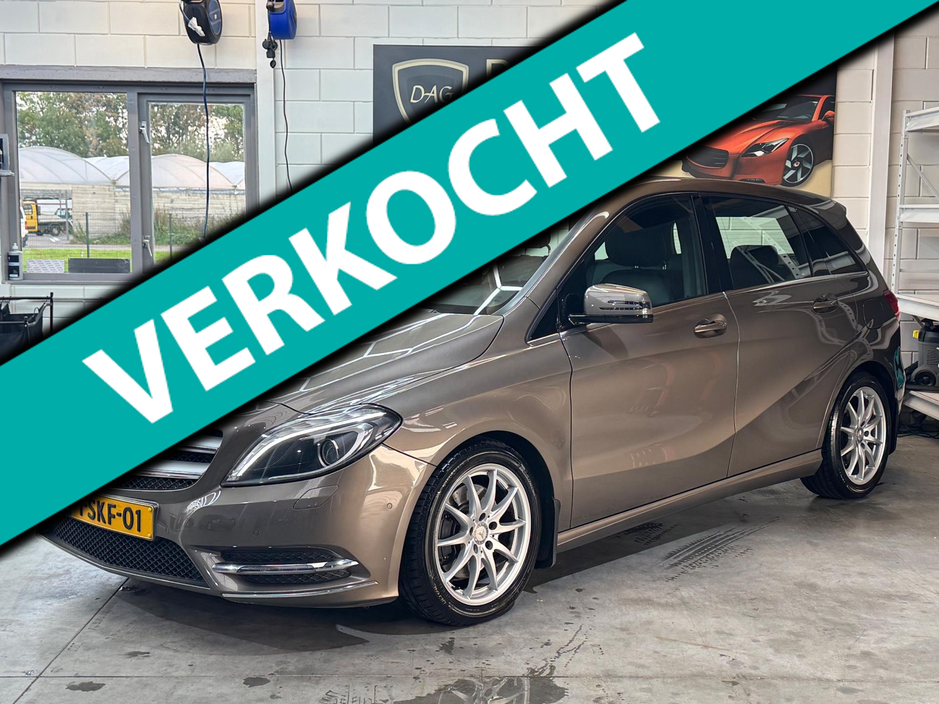 Mercedes-Benz B 250 250 TREKHAAK|AUTO|CAMERA|STOELVW|PARKASSIS 2013 - voorkant