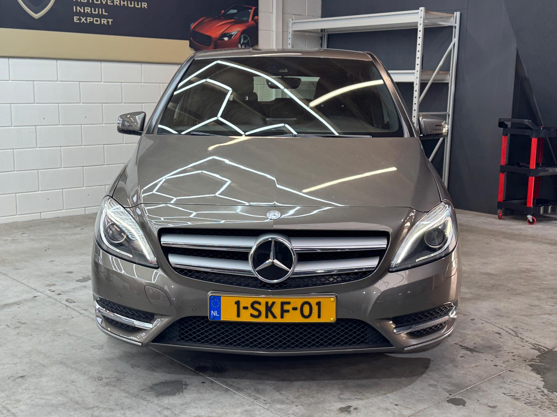 Foto van Mercedes-Benz B 250