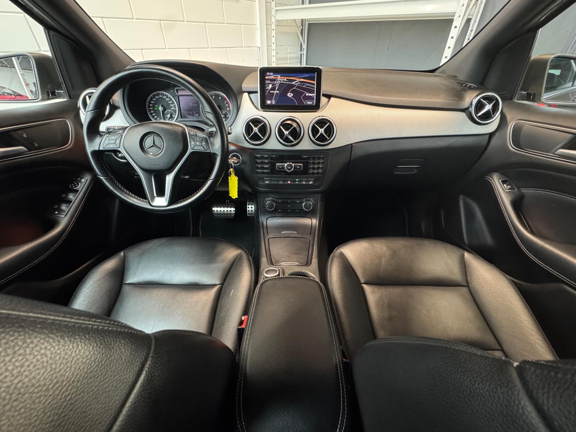 Foto van Mercedes-Benz B 250