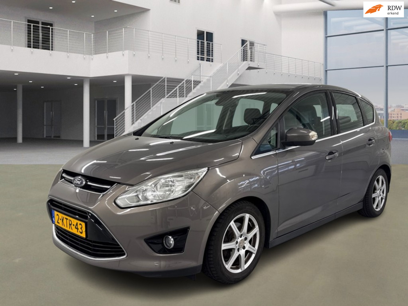 Ford C-max 1.0 Titanium PSENSOR NAVI CRUISE TREKHAAK 2 X SLEUTELS 2013 - voorkant