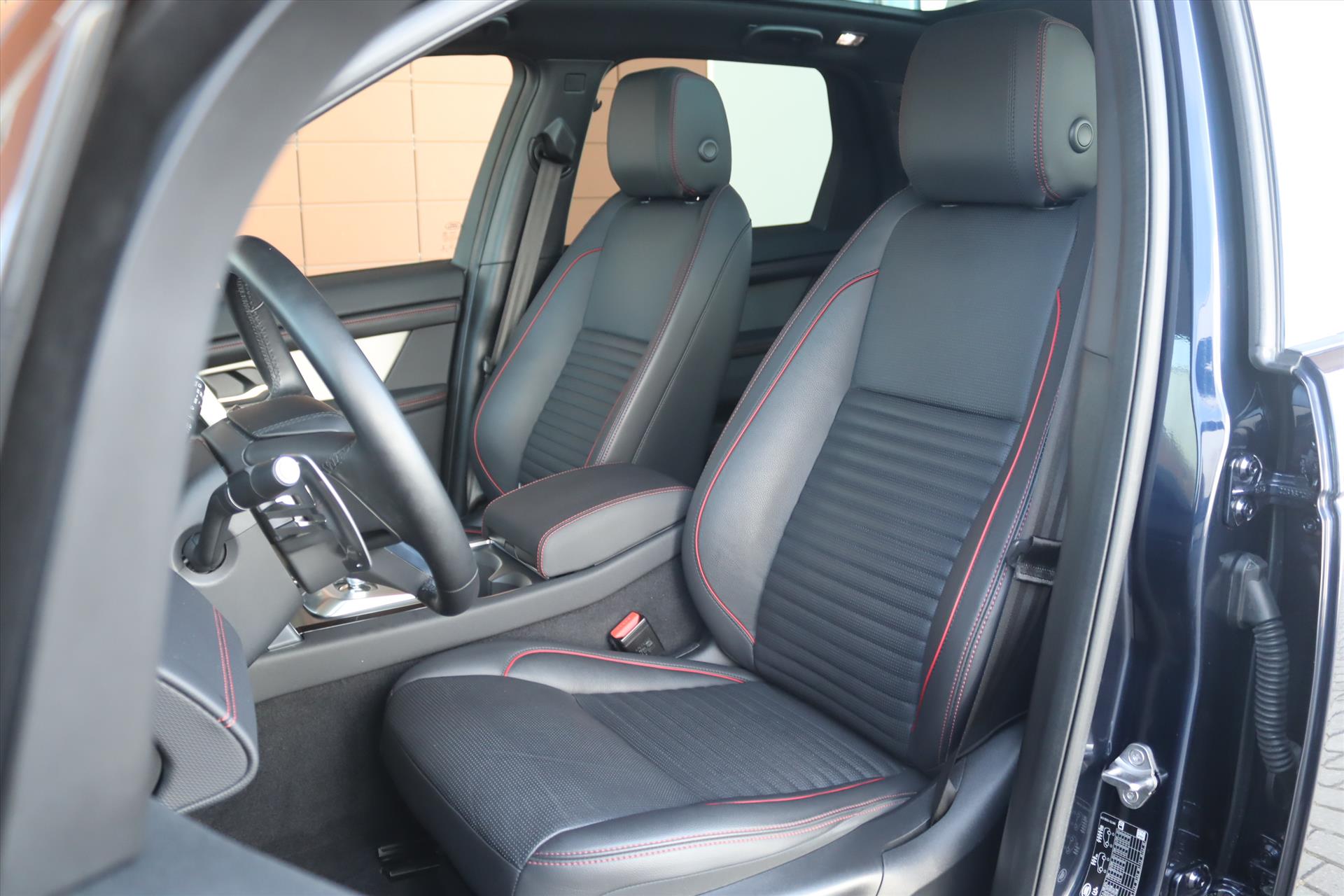 Foto van Land Rover Discovery Sport