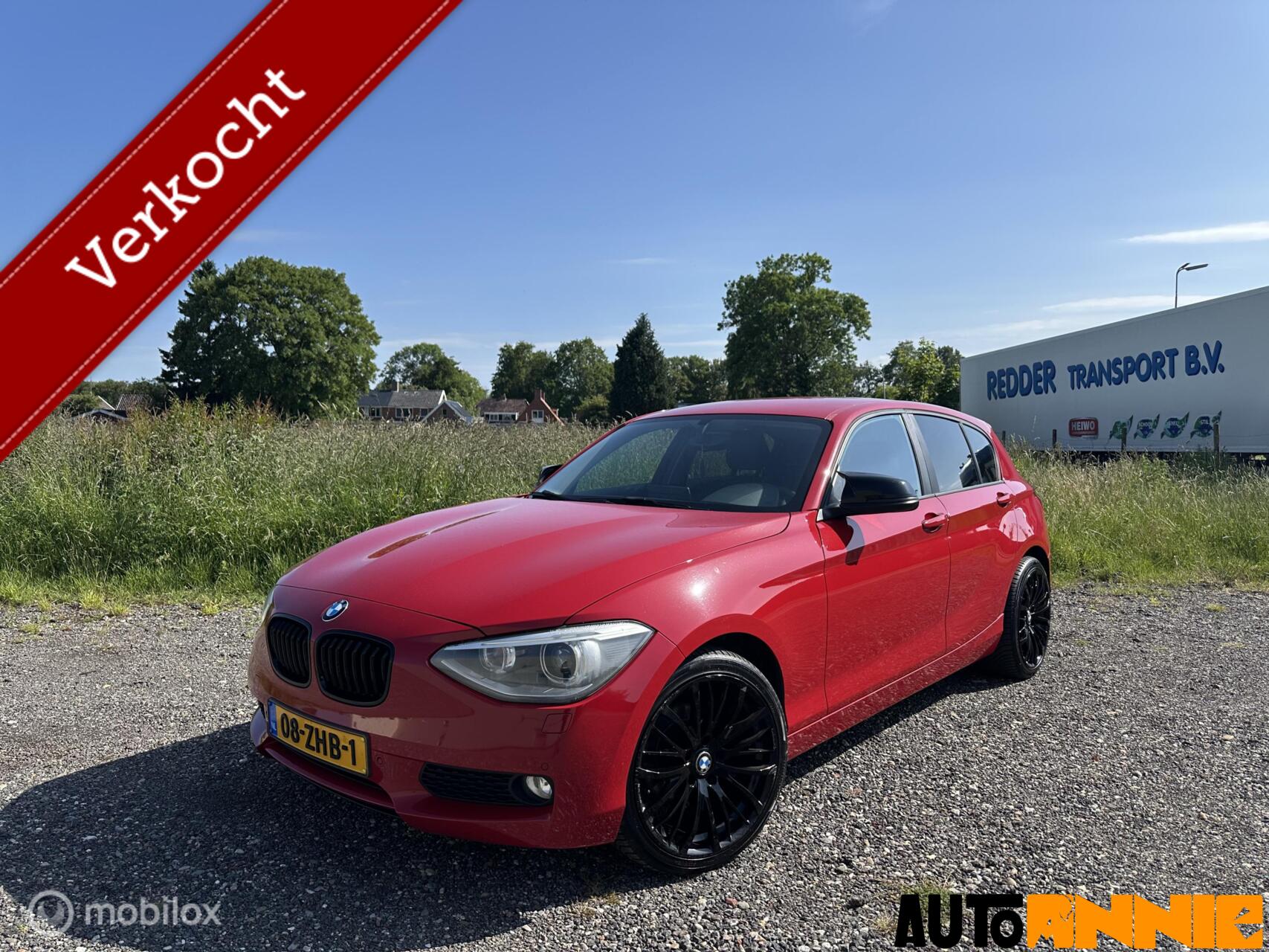 BMW 1er Reihe 116i Business+ Automaat NAP Nieuwe APK 2012 - voorkant