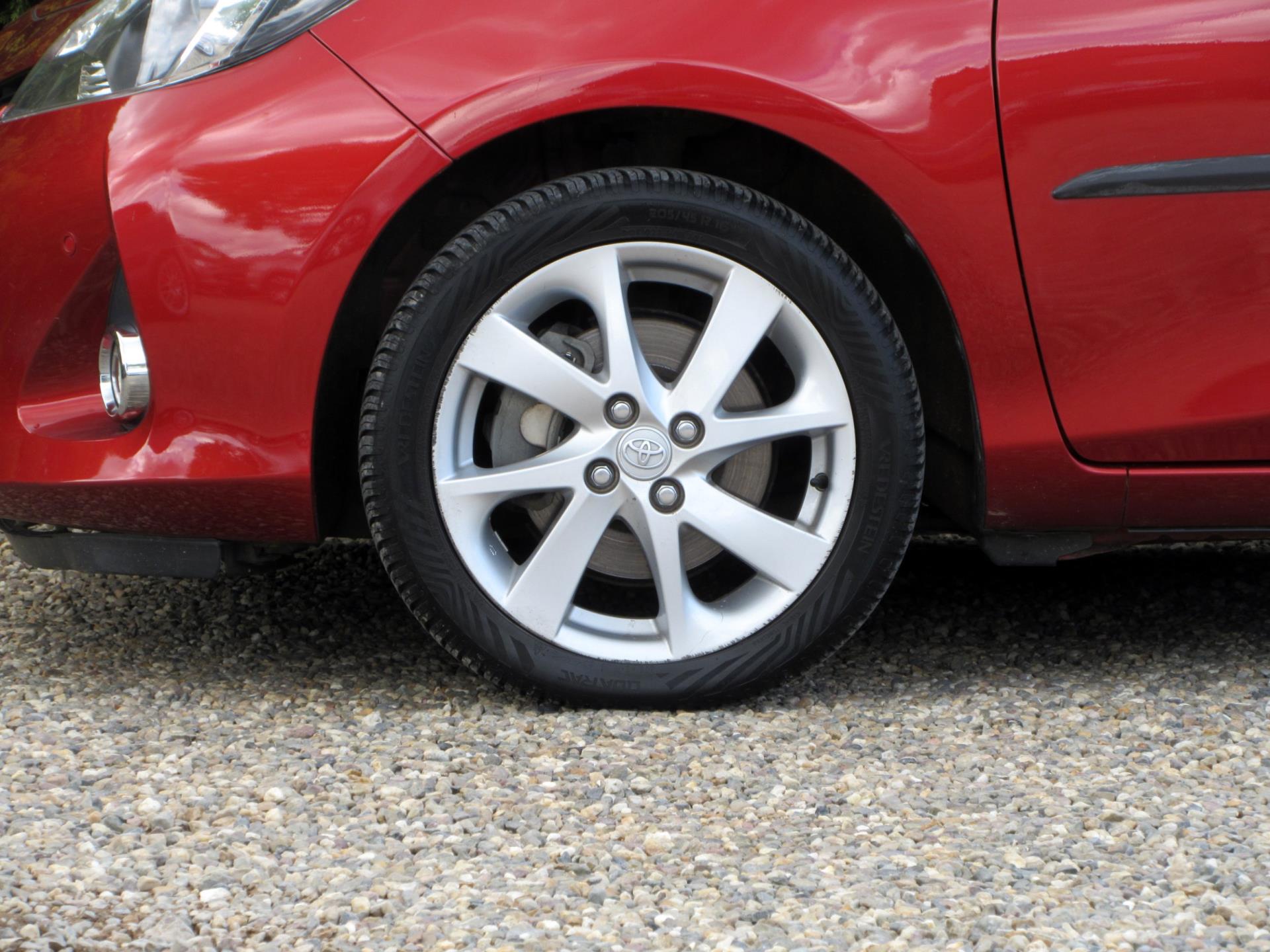 Foto van Toyota Toyota Yaris Hybrid