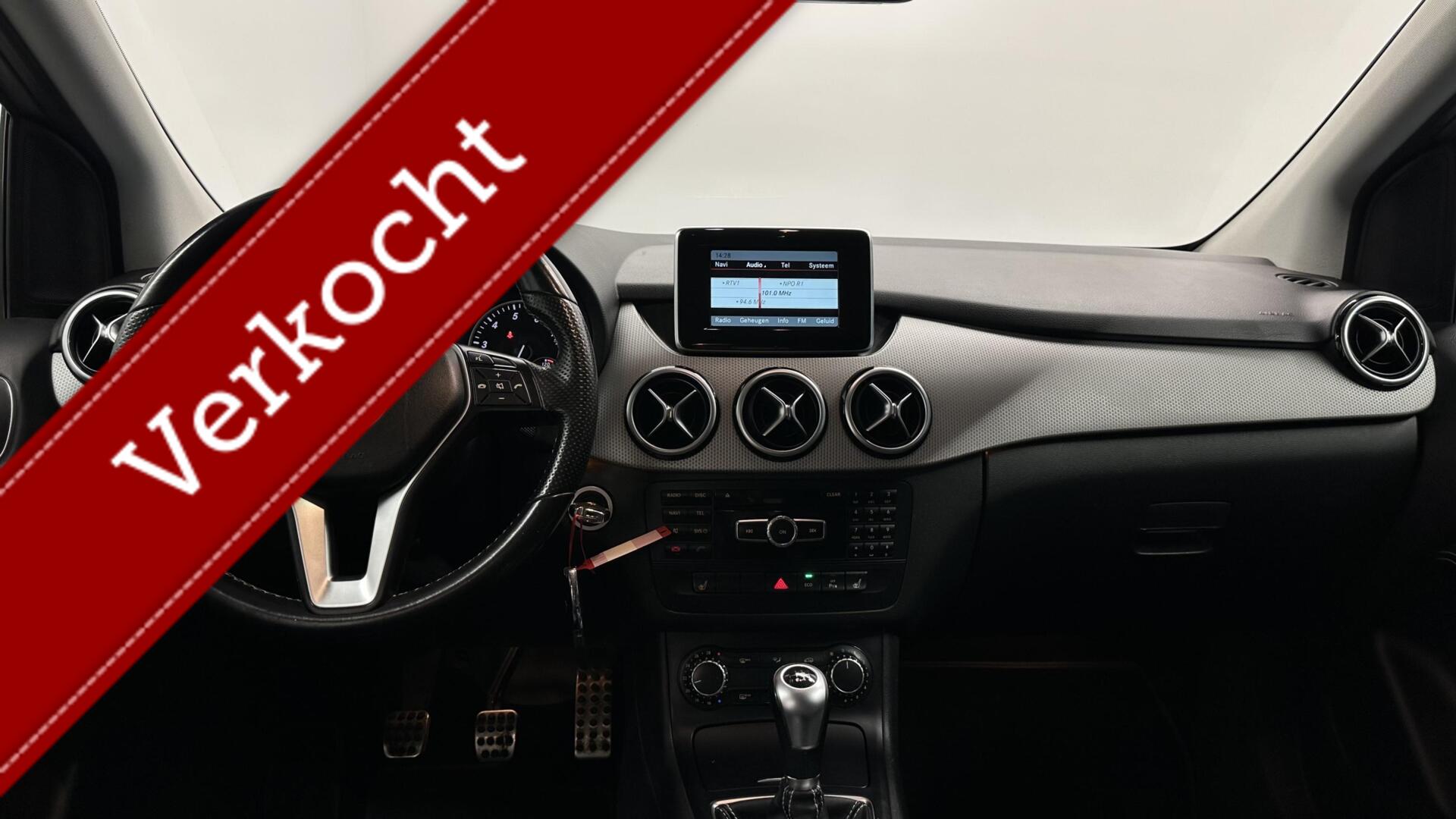 Foto van Mercedes-Benz B 180