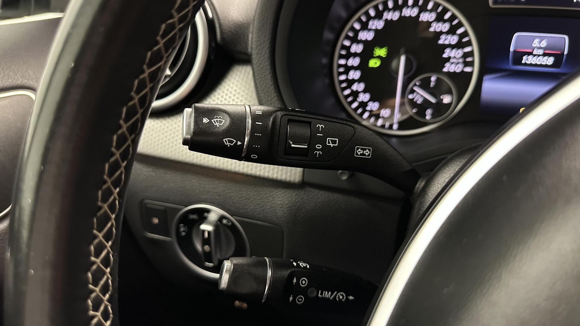 Foto van Mercedes-Benz B 180