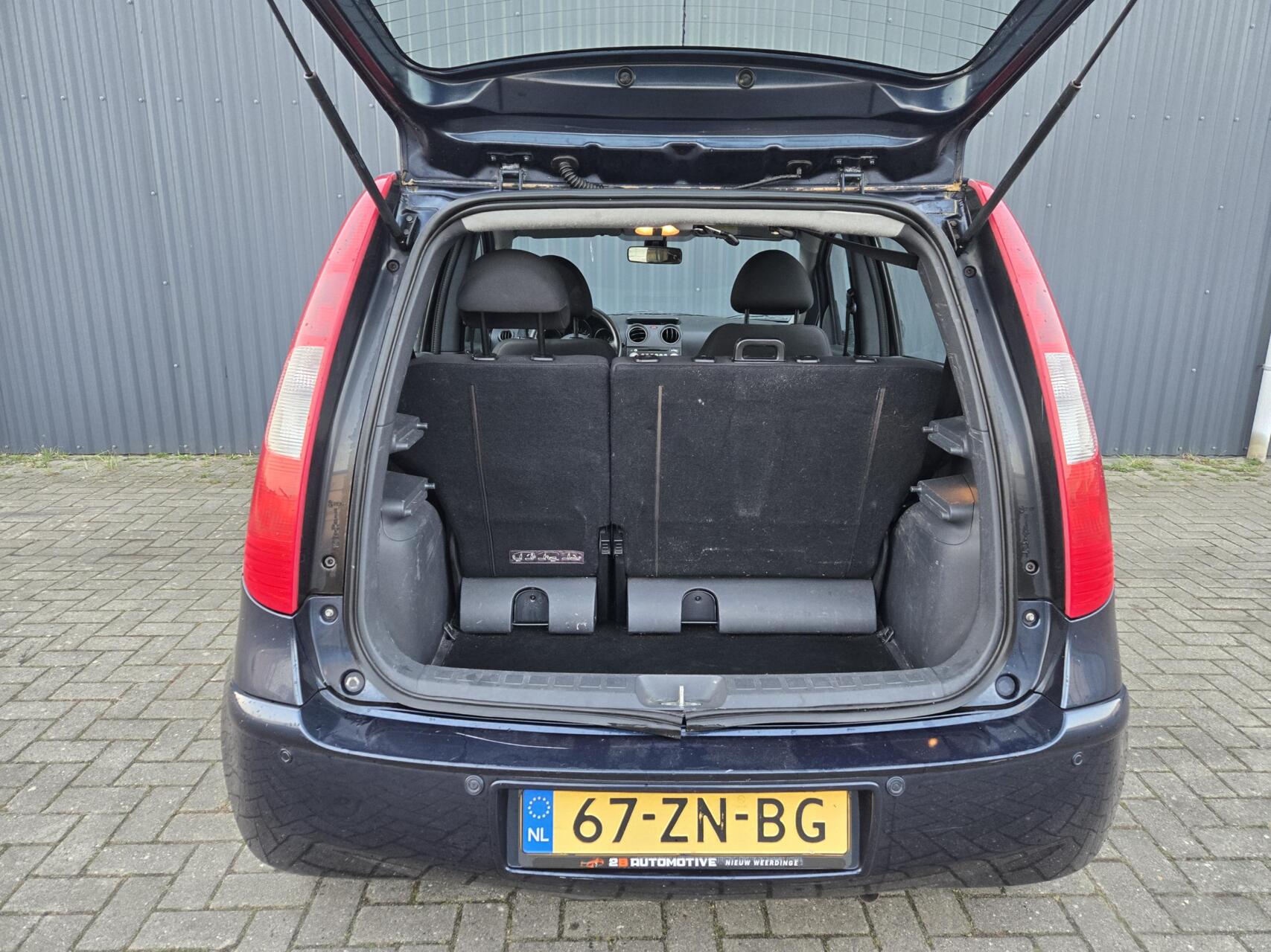 Foto van Mitsubishi Mitsubishi Colt