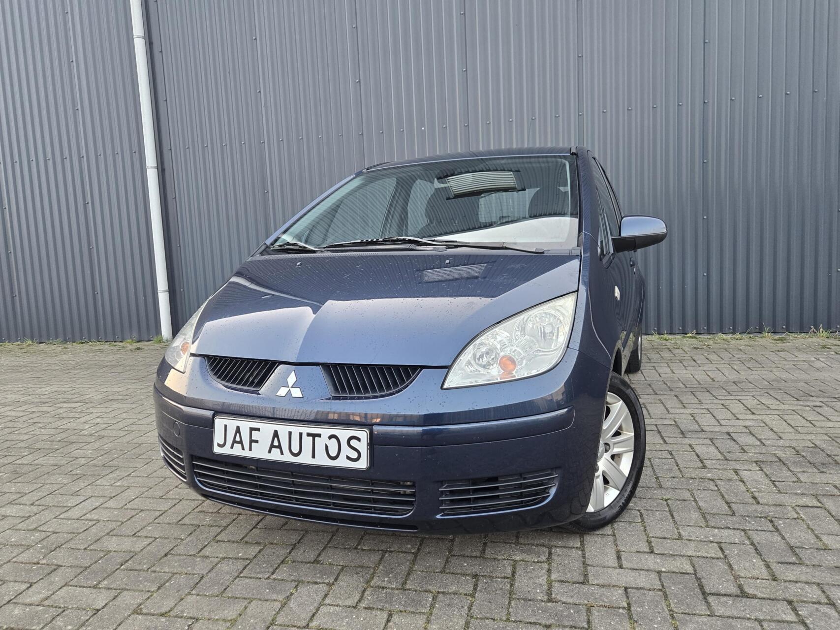 Foto van Mitsubishi Mitsubishi Colt