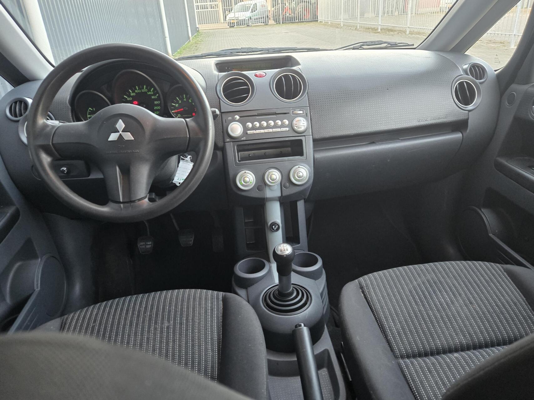Foto van Mitsubishi Mitsubishi Colt
