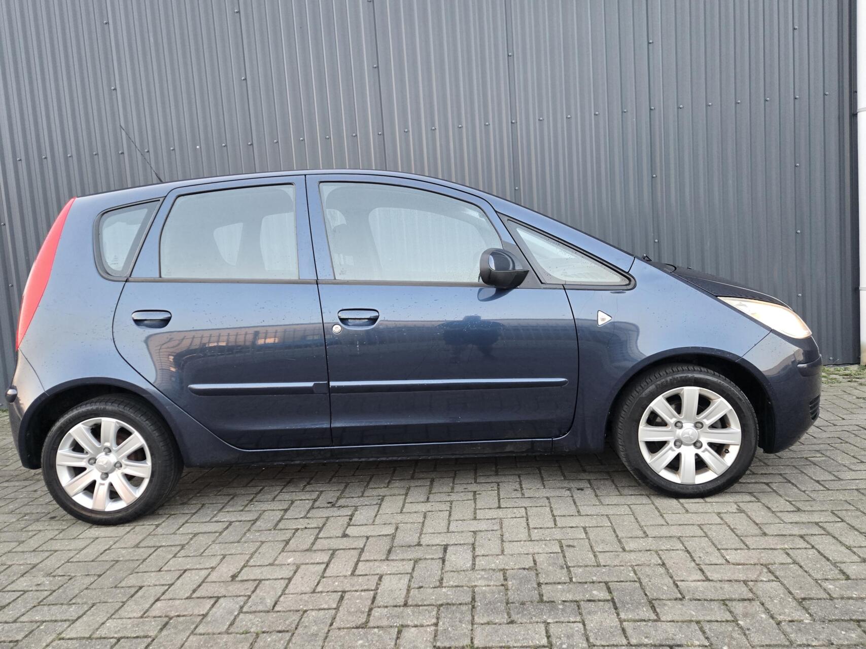 Foto van Mitsubishi Mitsubishi Colt