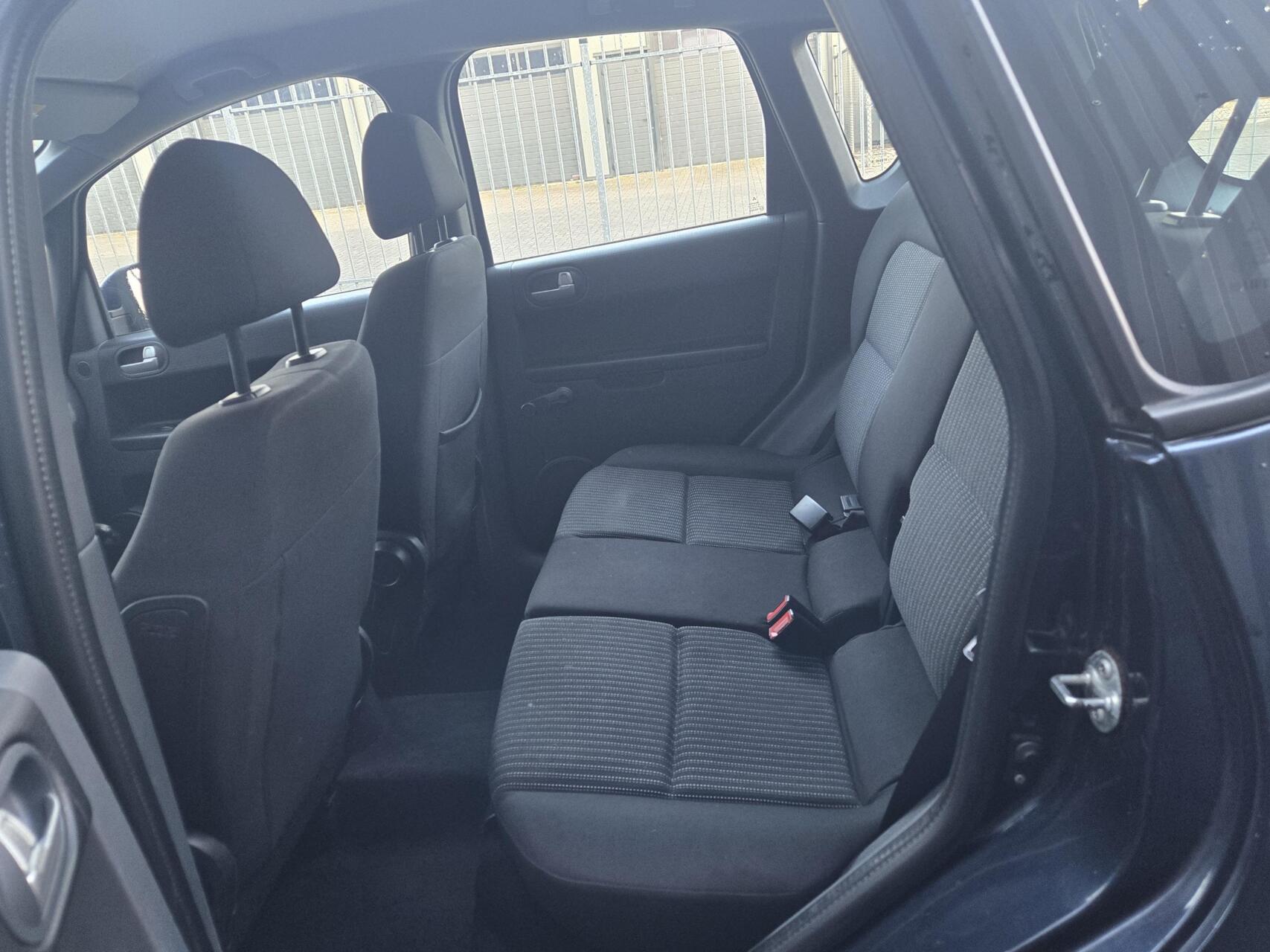 Foto van Mitsubishi Mitsubishi Colt