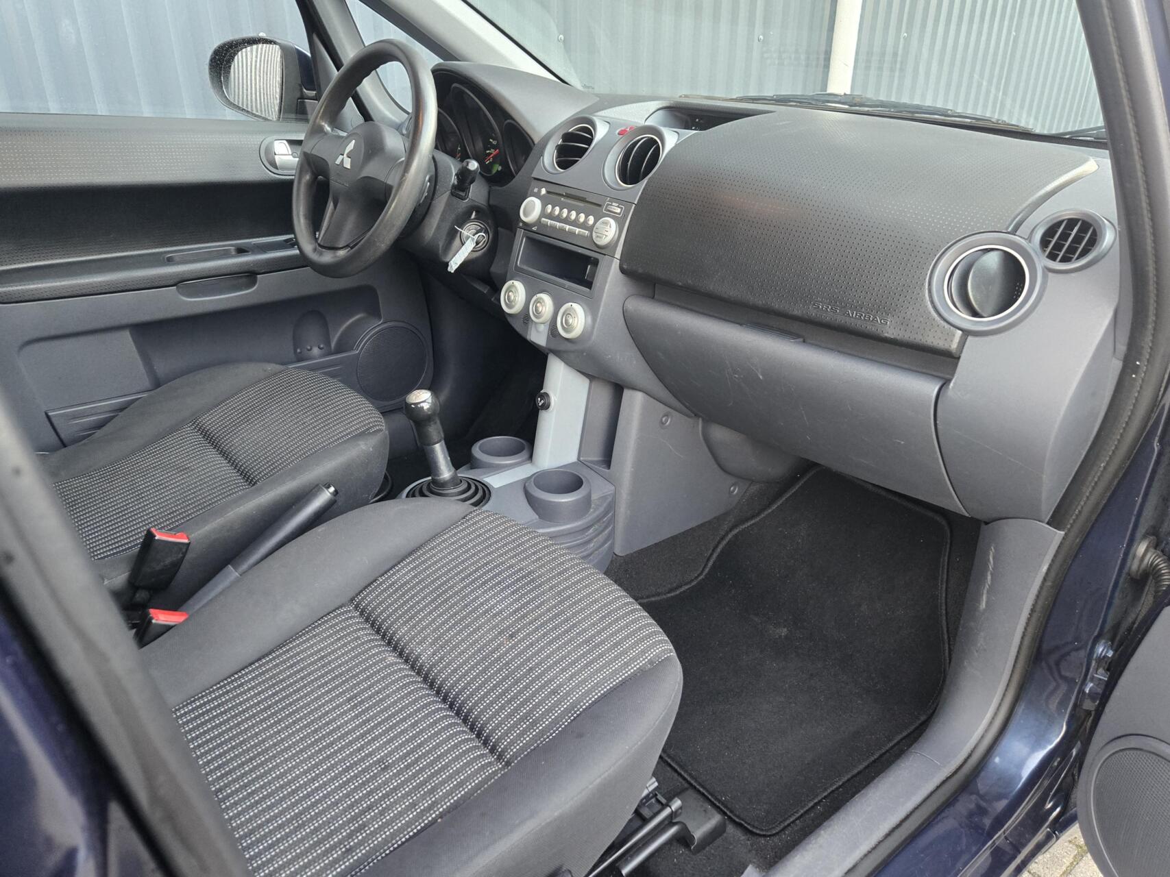 Foto van Mitsubishi Mitsubishi Colt