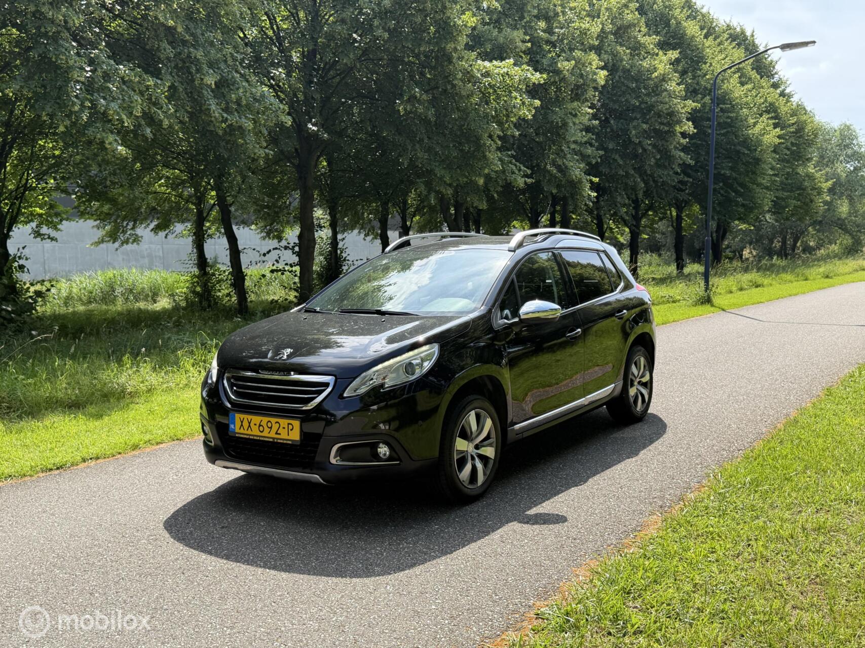 Peugeot 2008 1.2 PureTech Allure*AUTOMAAT*FULL OPTION*PANODAK 2016 - voorkant