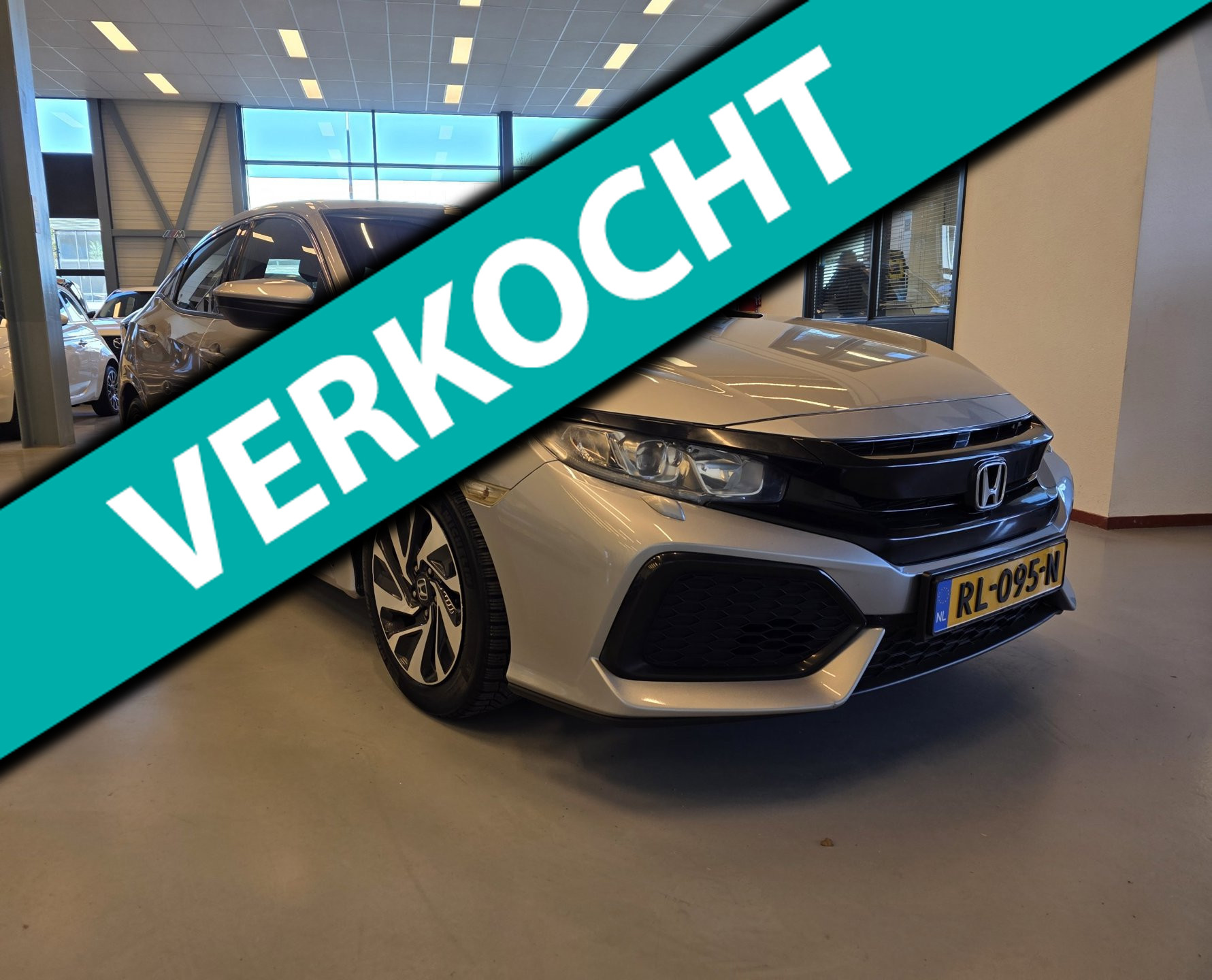 Foto van HONDA CIVIC 5DR