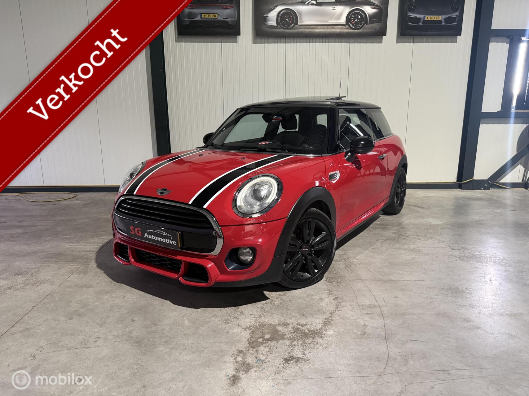 Foto van MINI COOPER