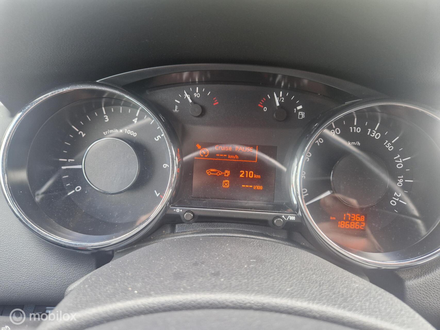 Foto van Peugeot 5008