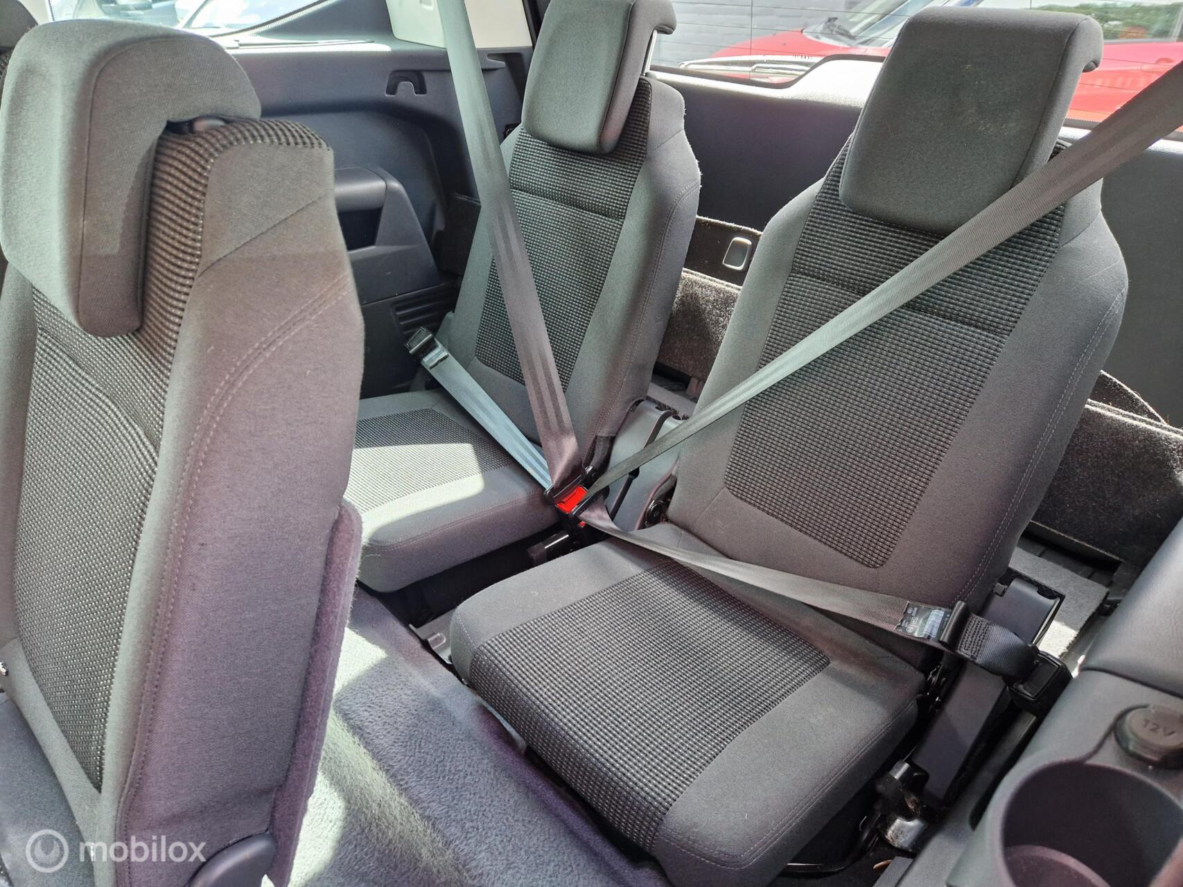 Foto van Peugeot 5008