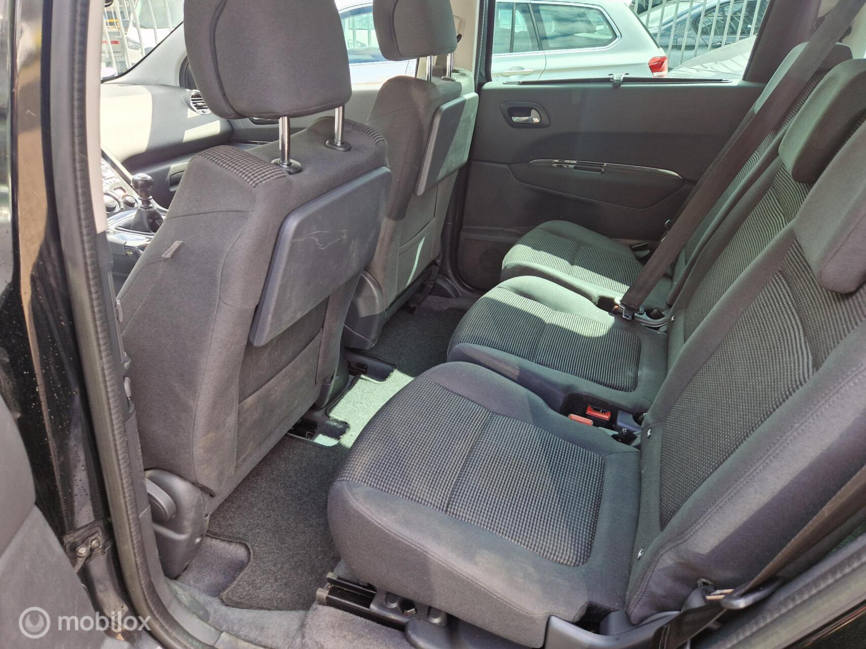 Foto van Peugeot 5008