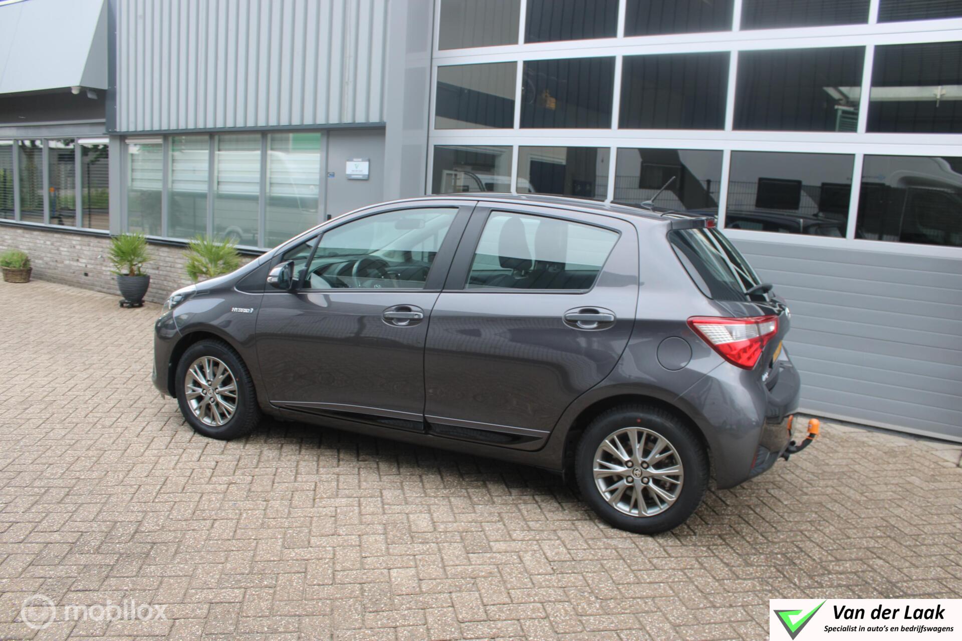 Foto van Toyota Toyota Yaris Hybrid