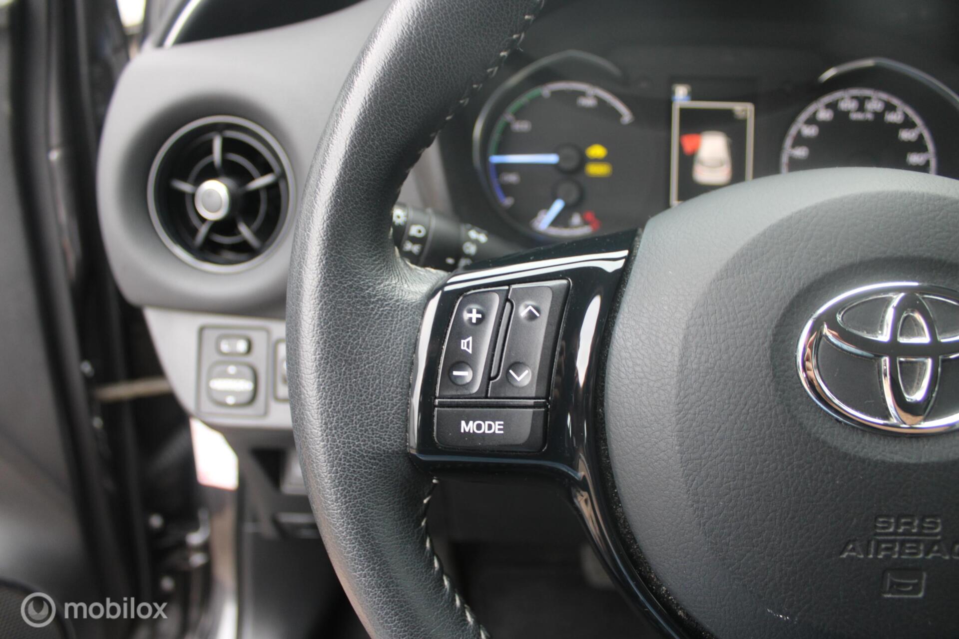 Foto van Toyota Toyota Yaris Hybrid