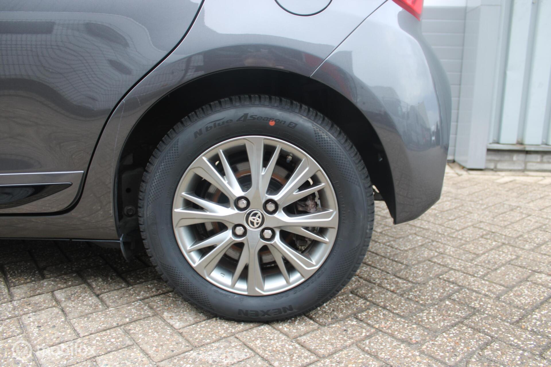 Foto van Toyota Toyota Yaris Hybrid