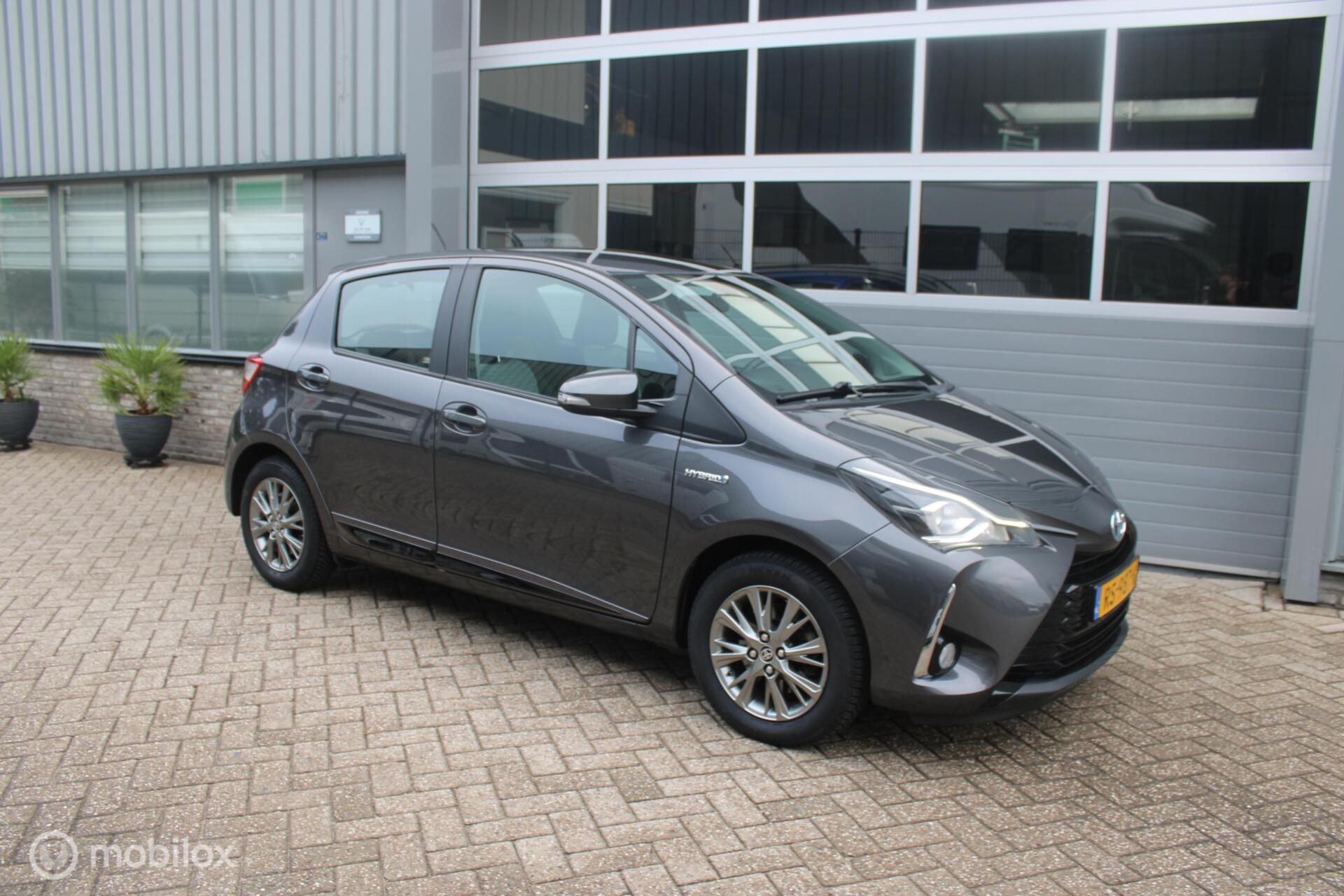Foto van Toyota Toyota Yaris Hybrid