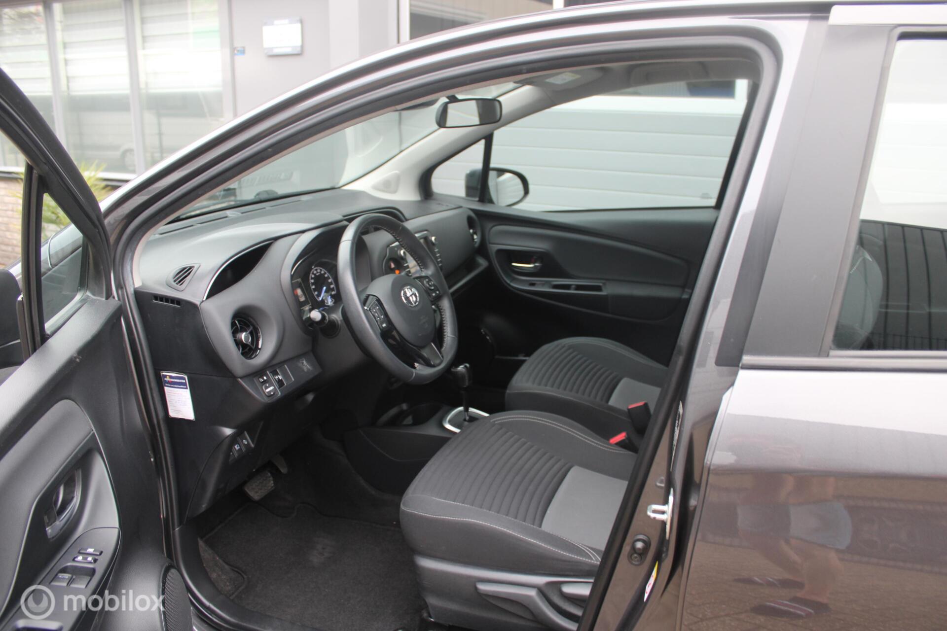 Foto van Toyota Toyota Yaris Hybrid