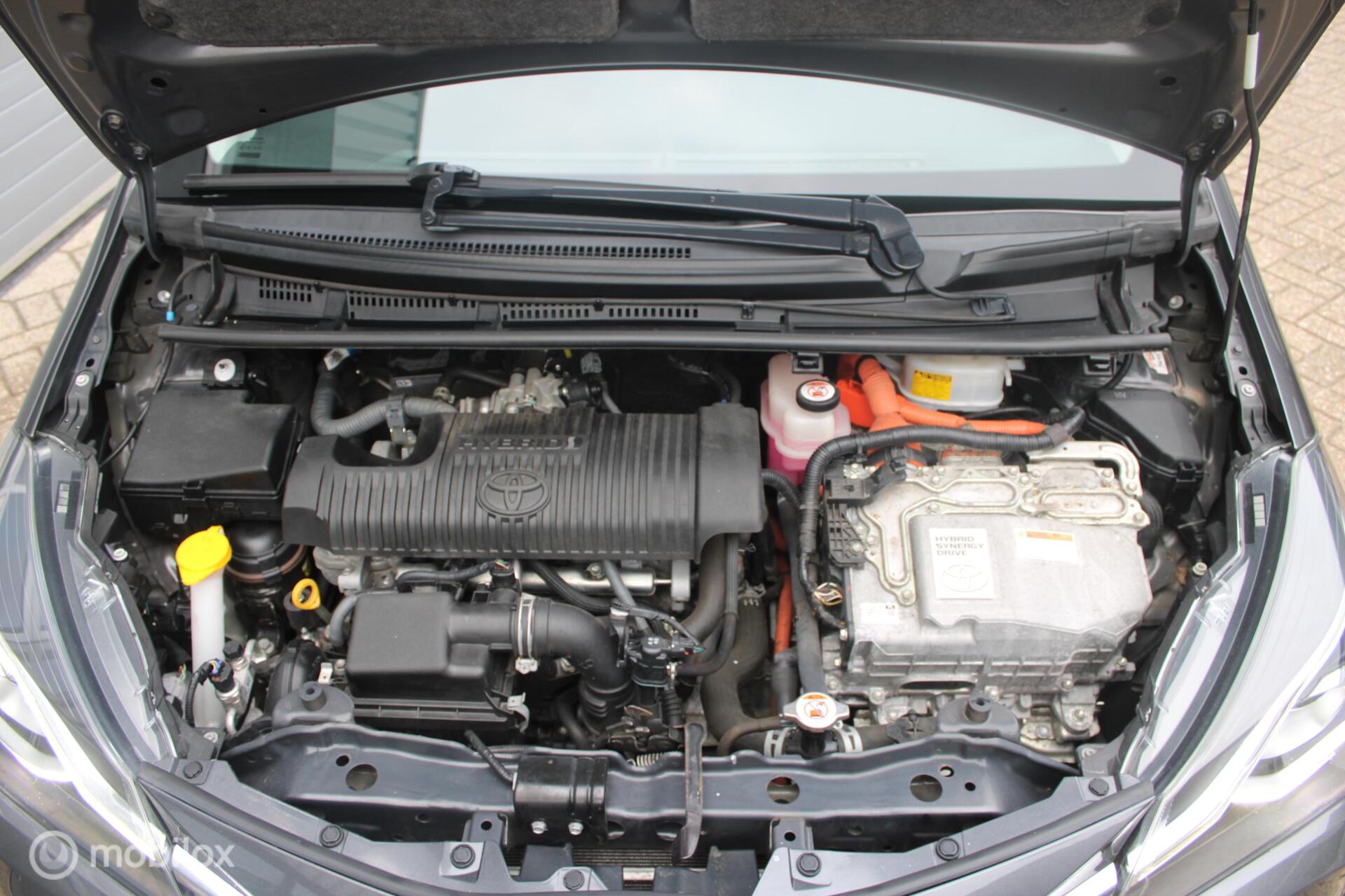 Foto van Toyota Toyota Yaris Hybrid