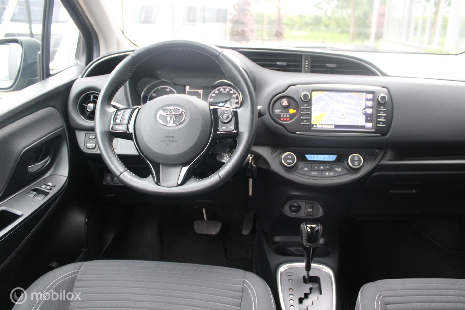 Foto van Toyota Toyota Yaris Hybrid