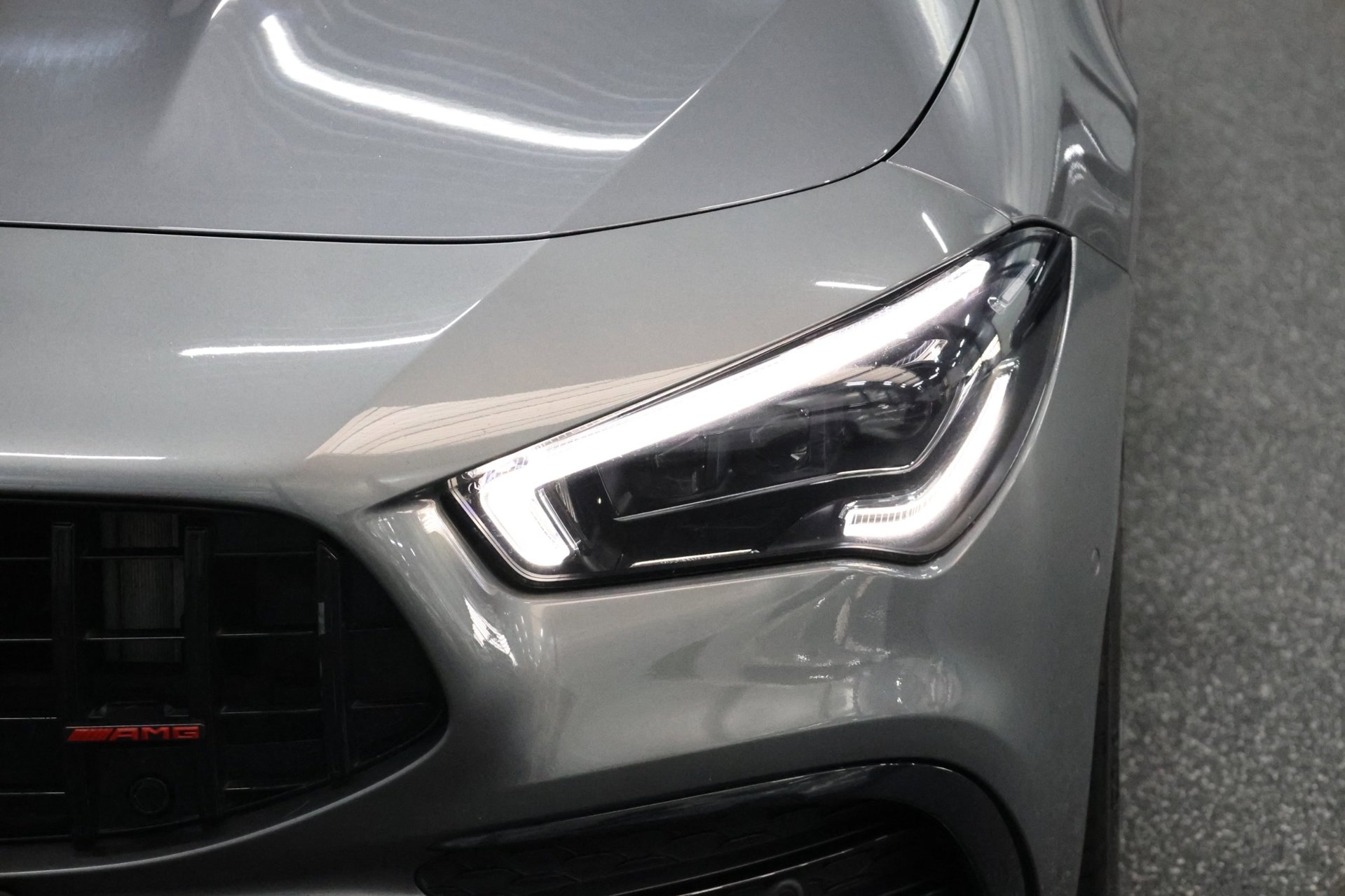 Foto van Mercedes-Benz AMG Cla 35
