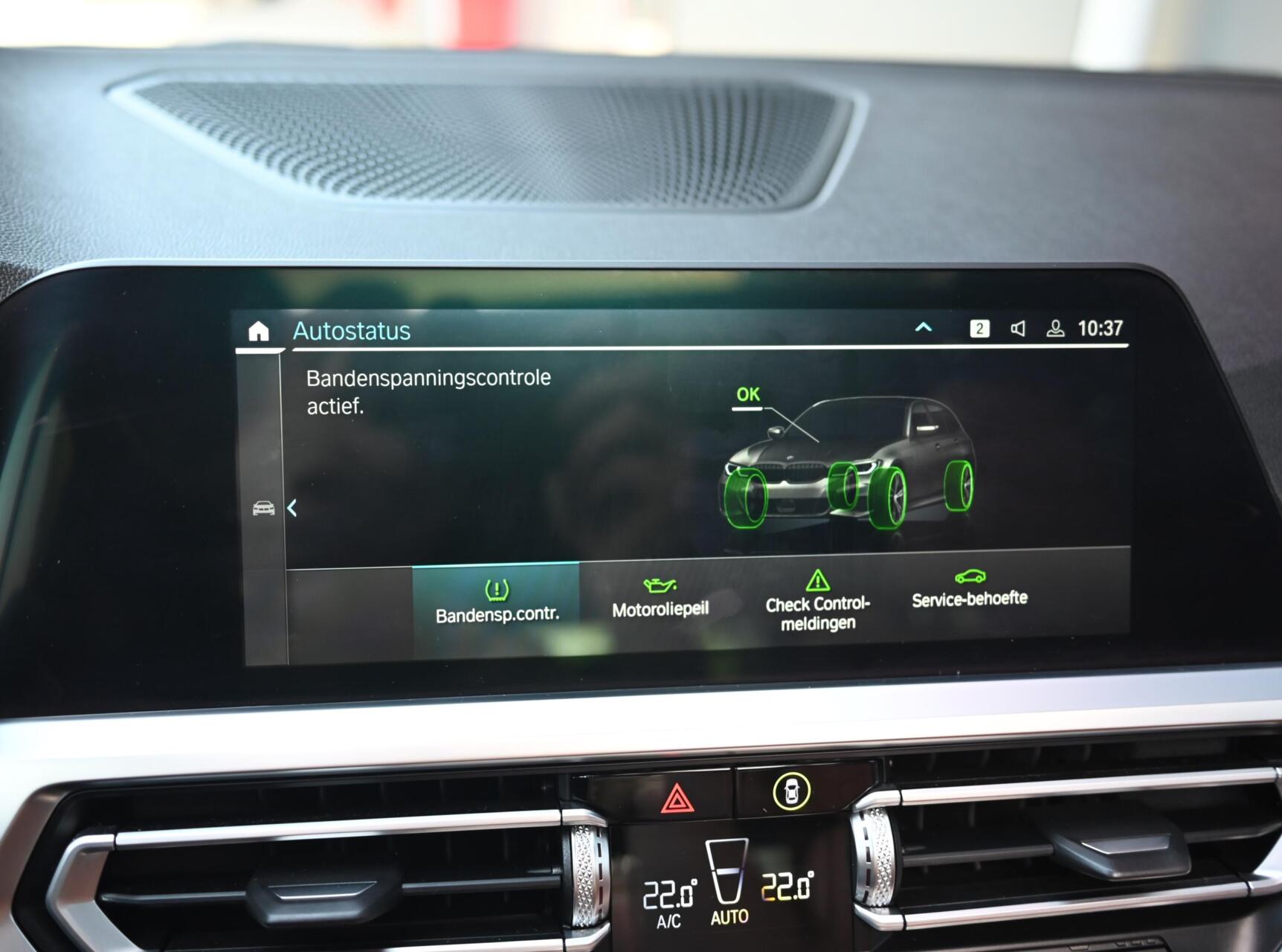 Foto van BMW 330e
