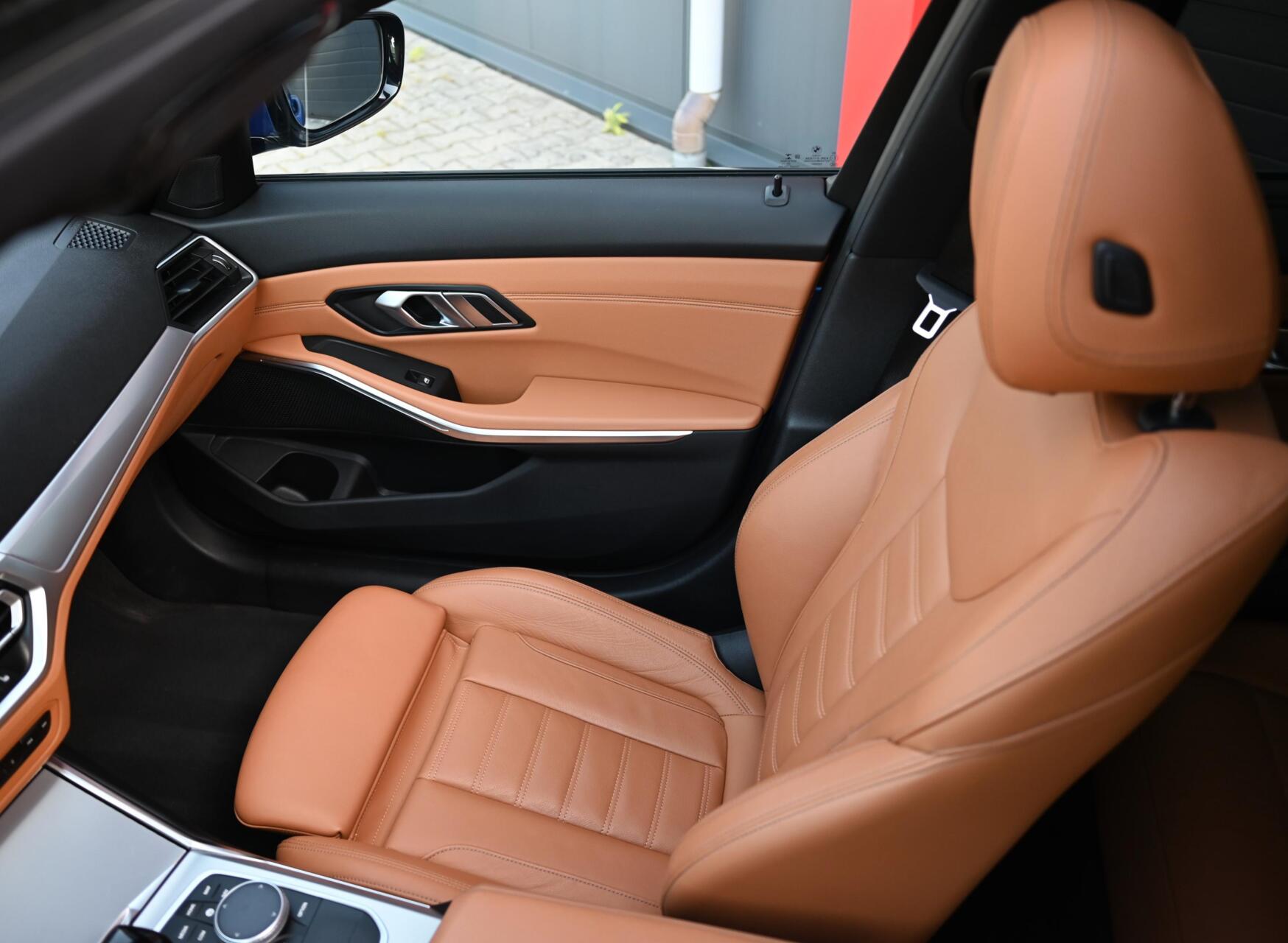 Foto van BMW 330e