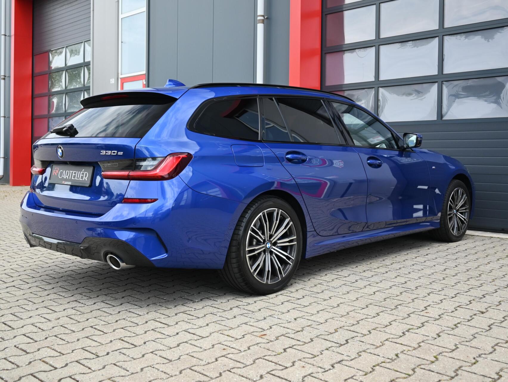 Foto van BMW 330e