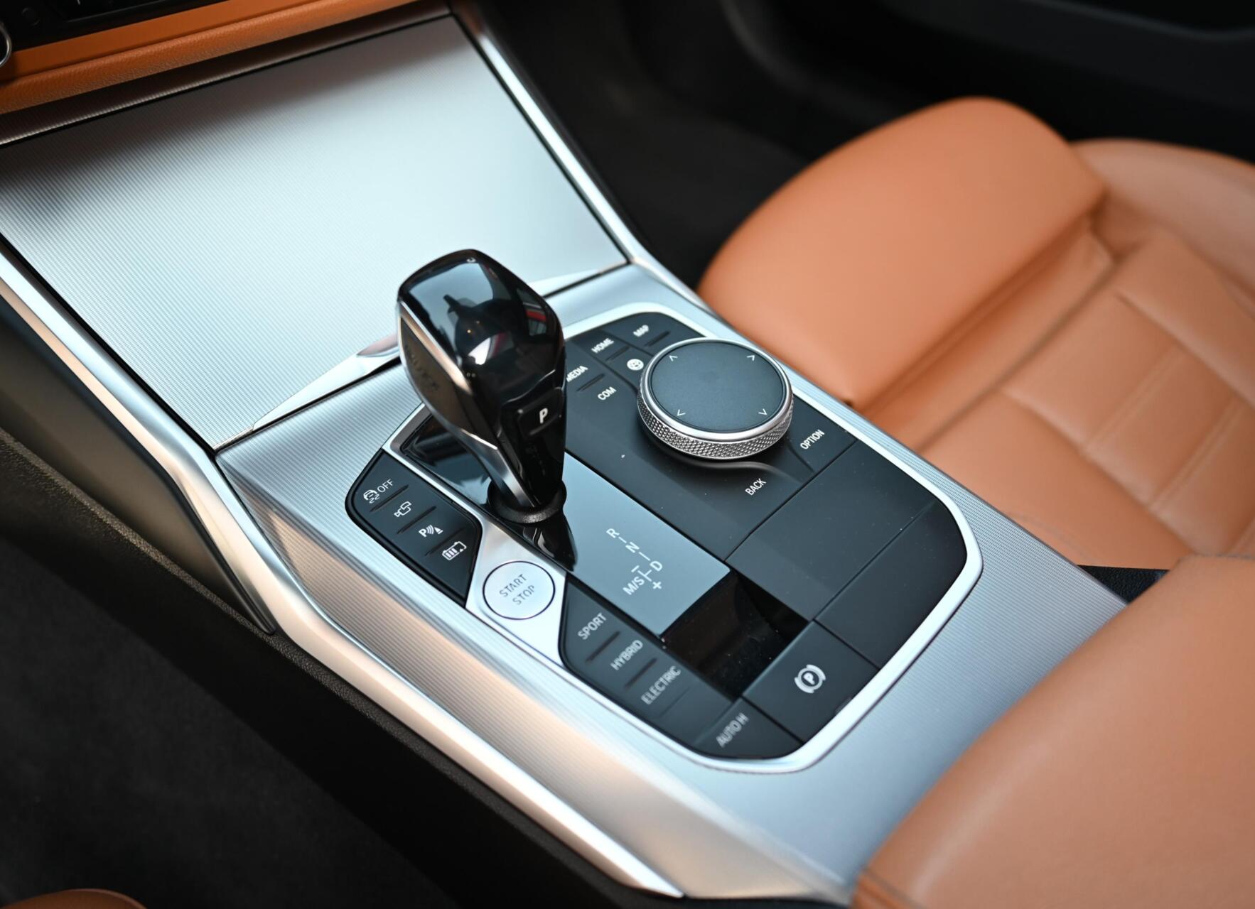 Foto van BMW 330e