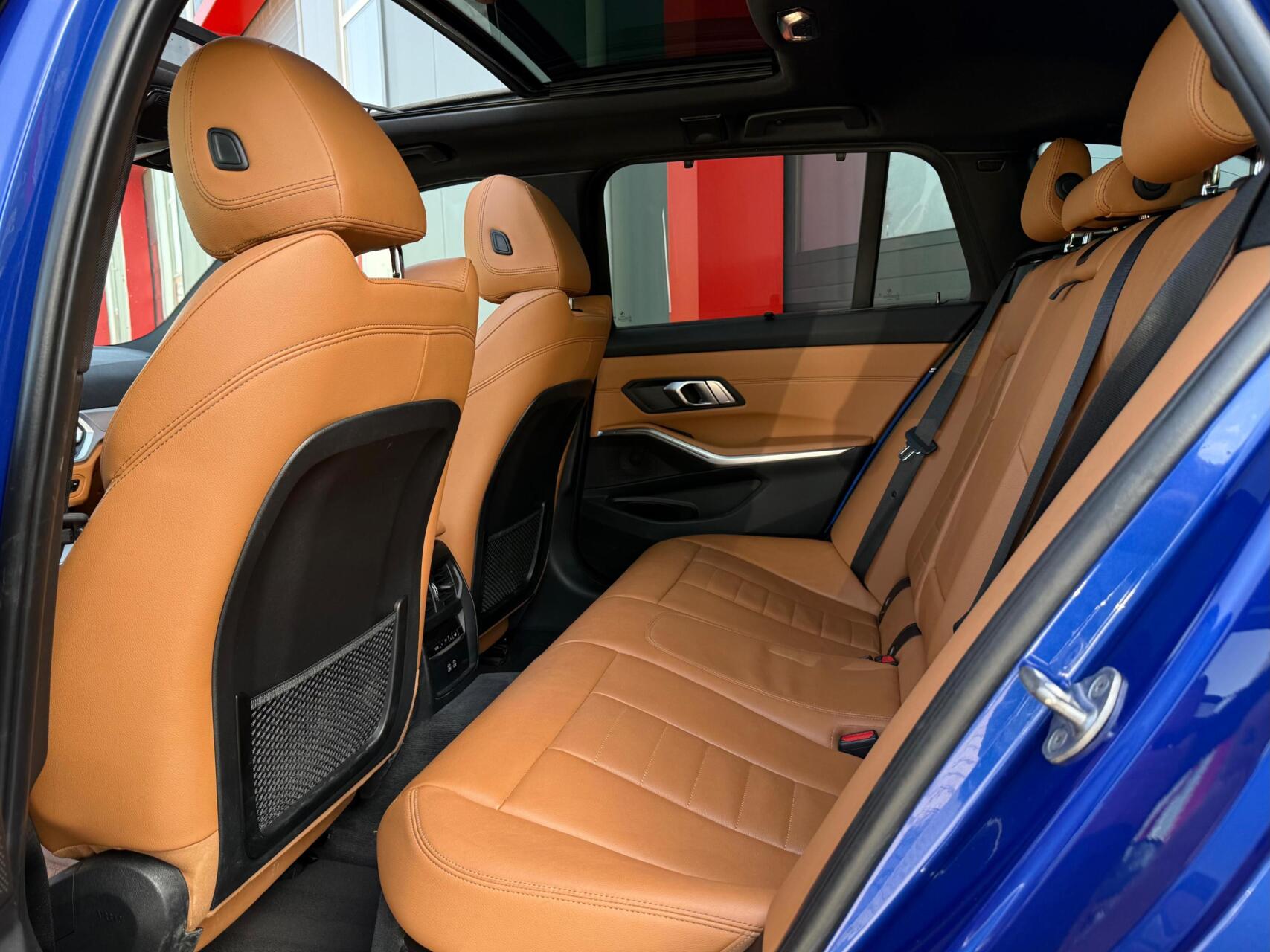 Foto van BMW 330e