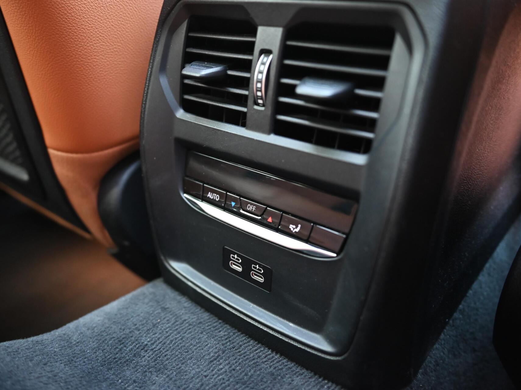 Foto van BMW 330e