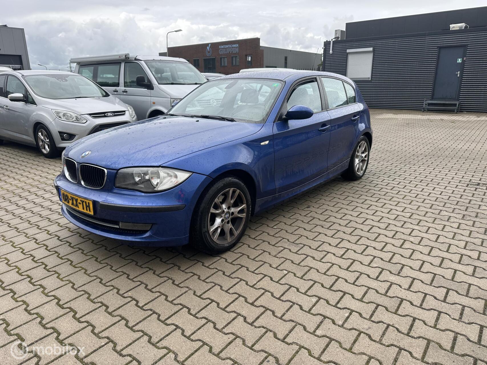 BMW 1er Reihe 118d Corporate Business Line 2007 - voorkant