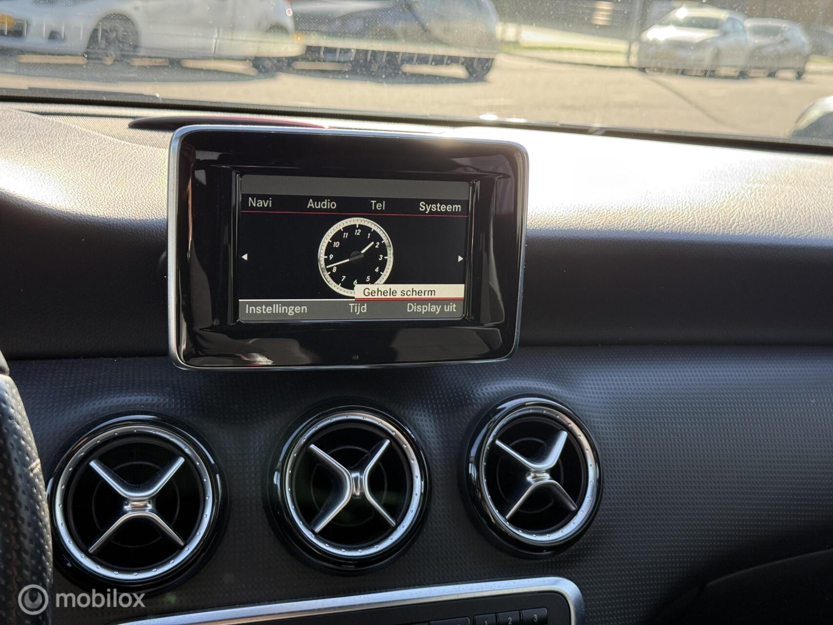 Foto van Mercedes-Benz A 180