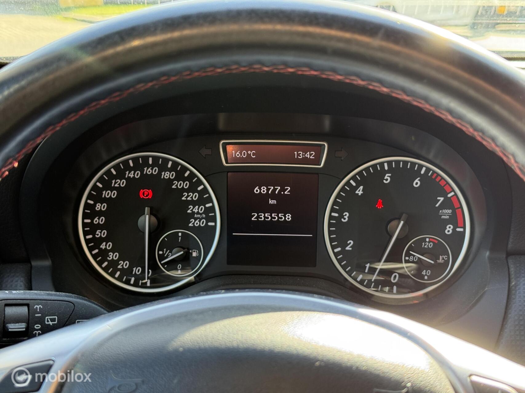 Foto van Mercedes-Benz A 180