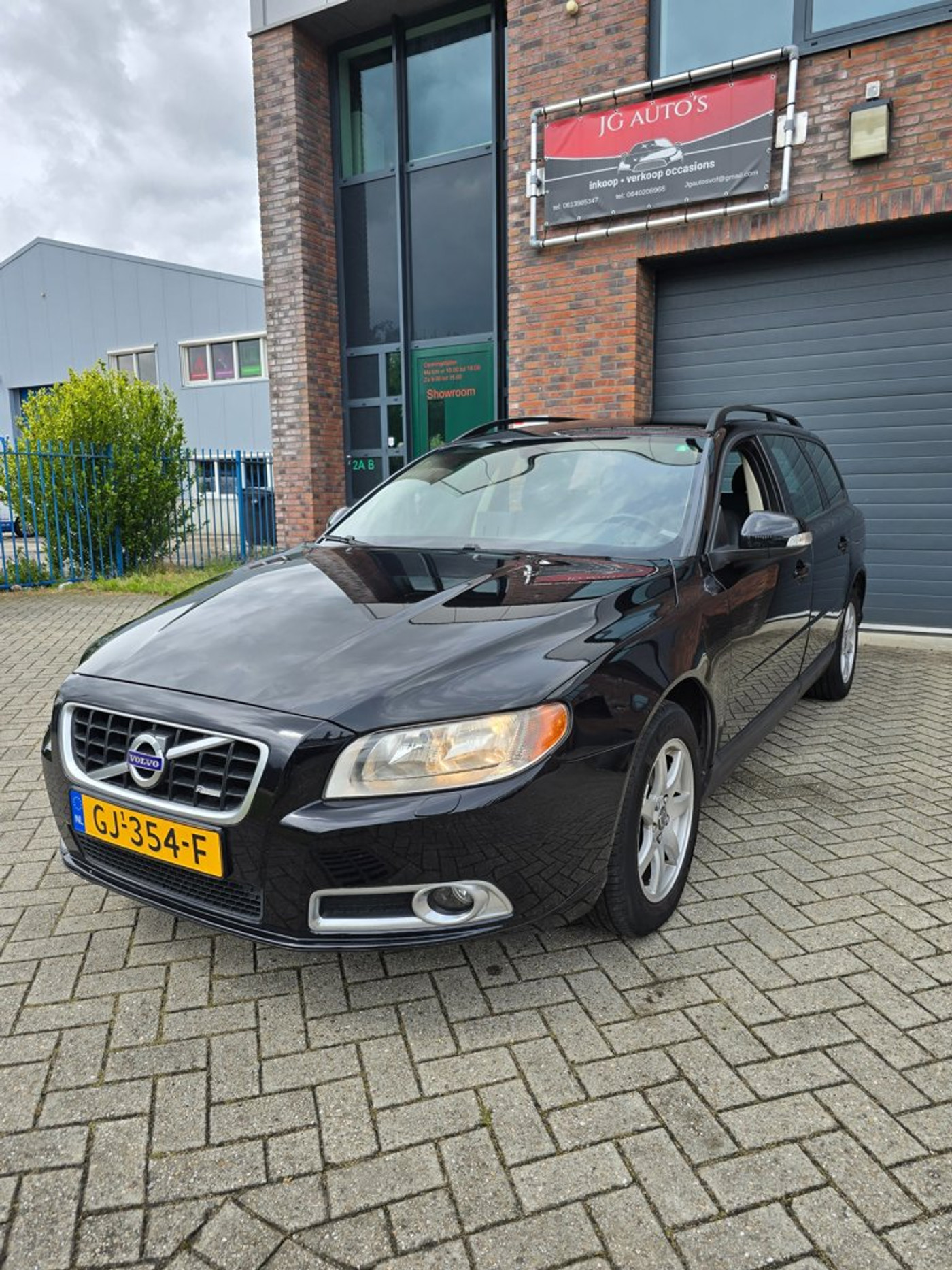 Volvo V70 2.0 R design 2009 - voorkant