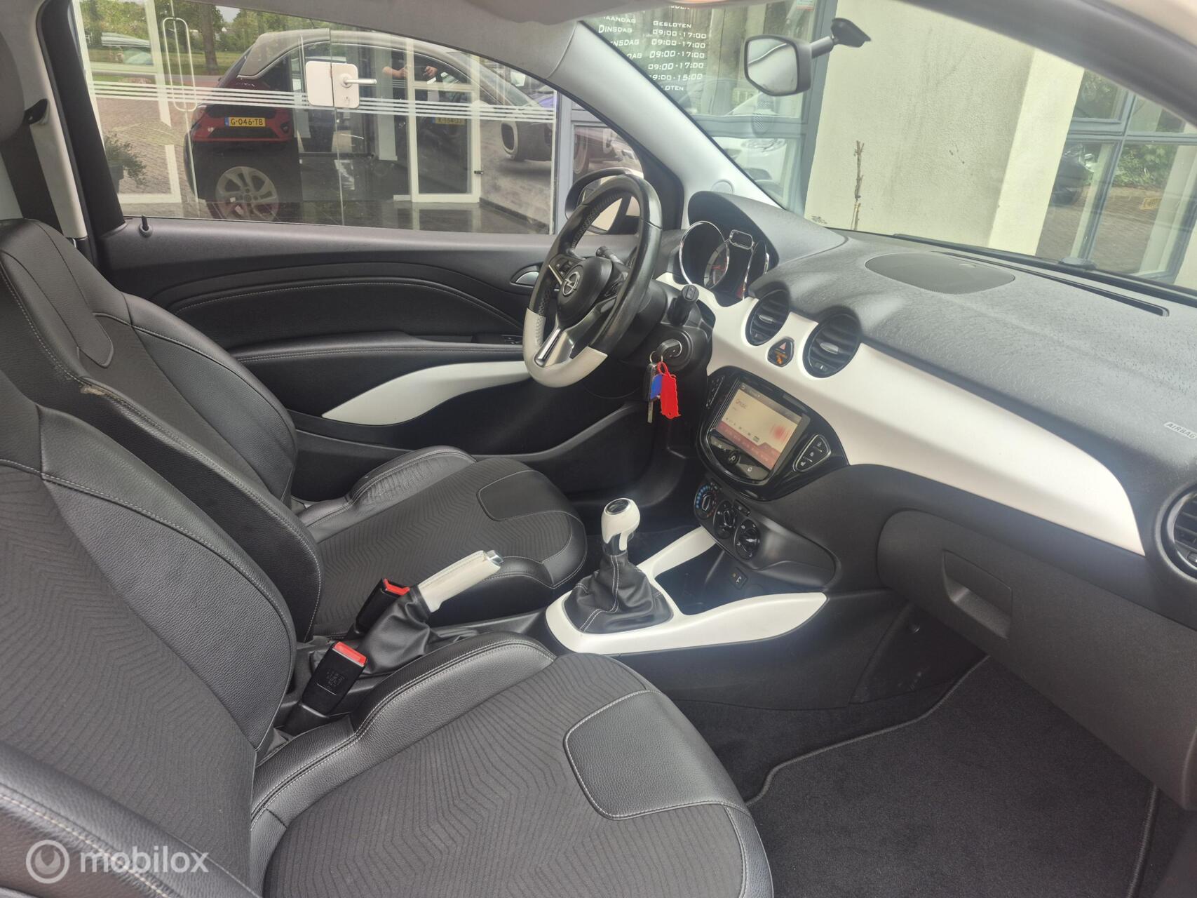 Foto van Opel Adam